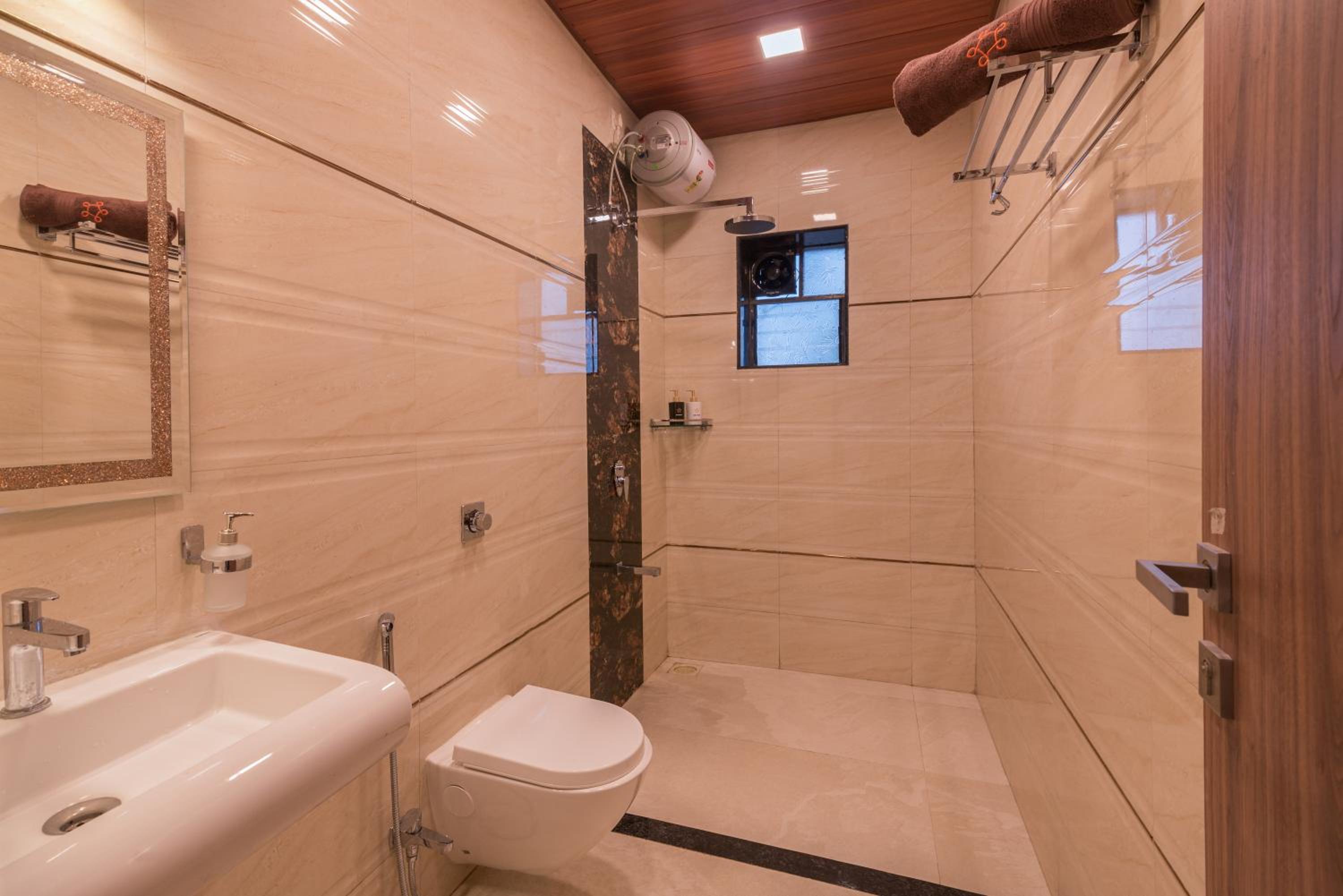 SaffronStays Aster, plunge pool villa with garden, Lonavala view 4