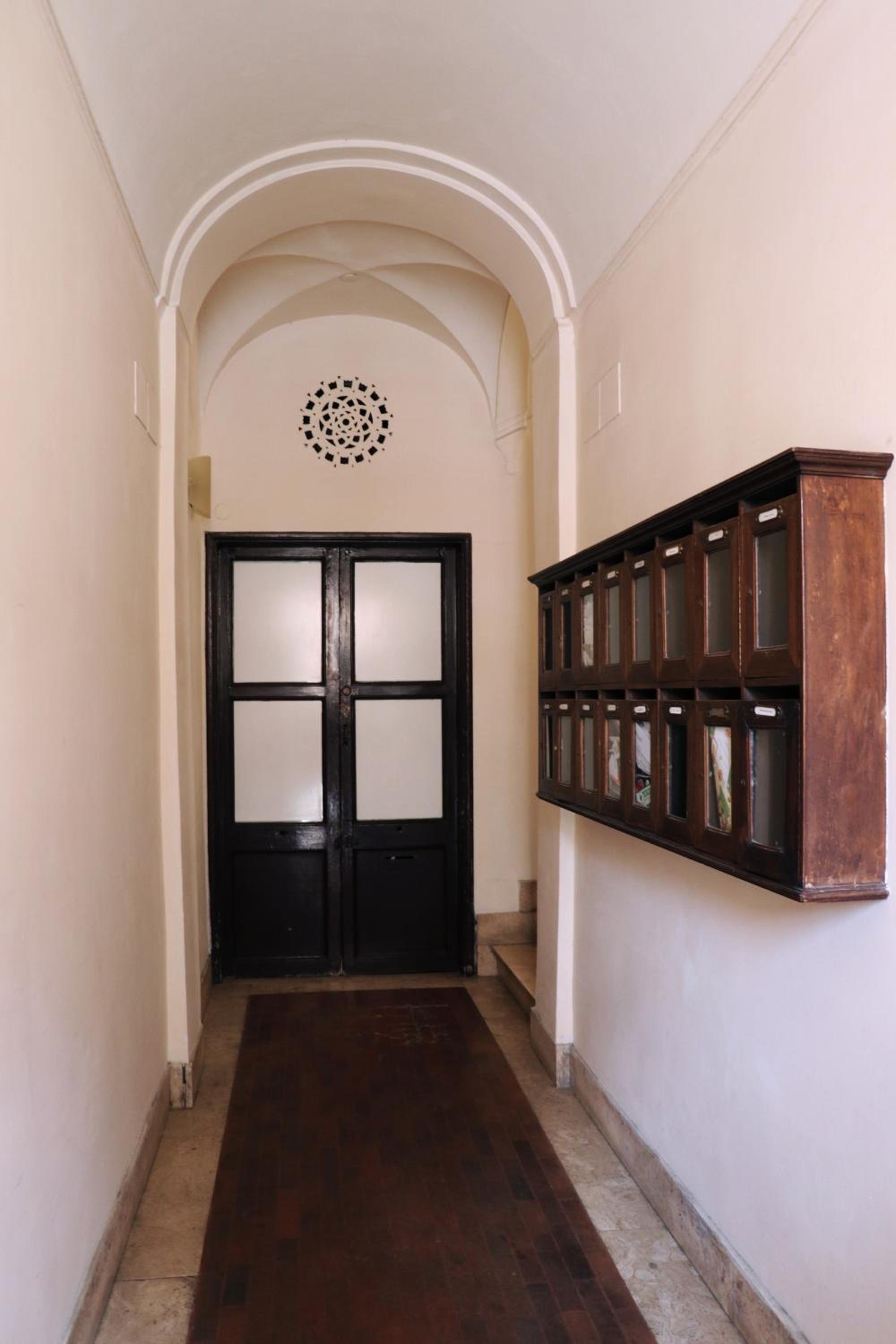Best Authentic Apartment Monti 5 mins from Colosseum