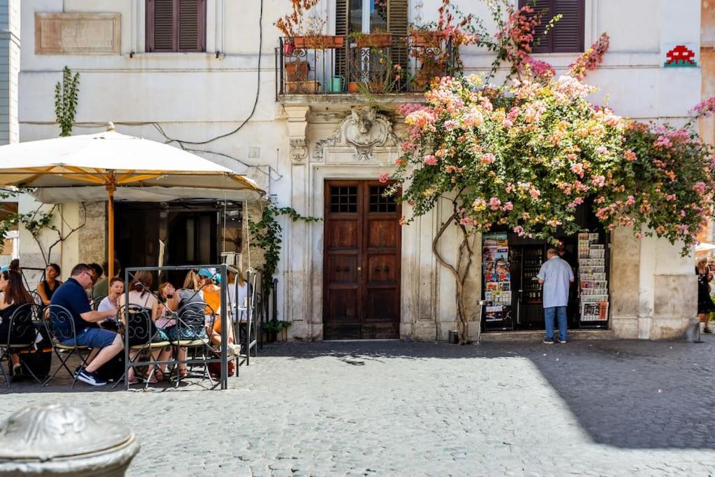 Best Authentic Apartment Monti 5 mins from Colosseum