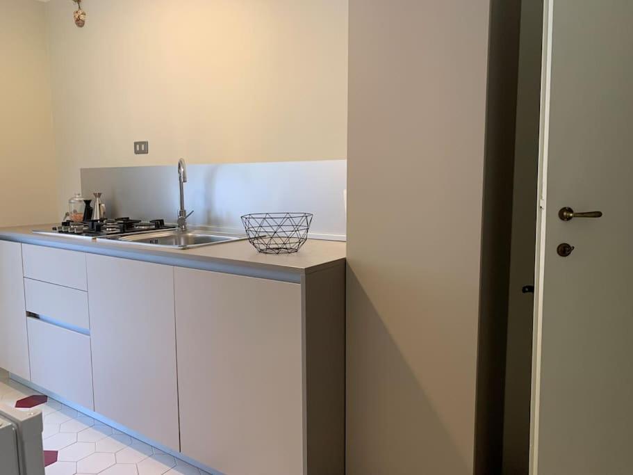 Best Authentic Apartment Monti 5 mins from Colosseum