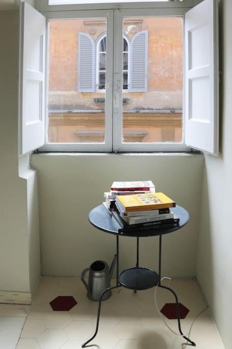 Best Authentic Apartment Monti 5 mins from Colosseum