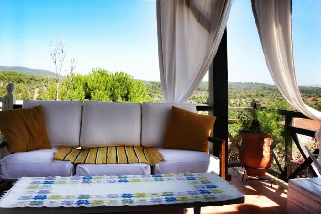 - Ta Petrina - Traditional Stone-built Villa