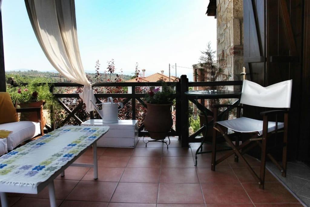 - Ta Petrina - Traditional Stone-built Villa