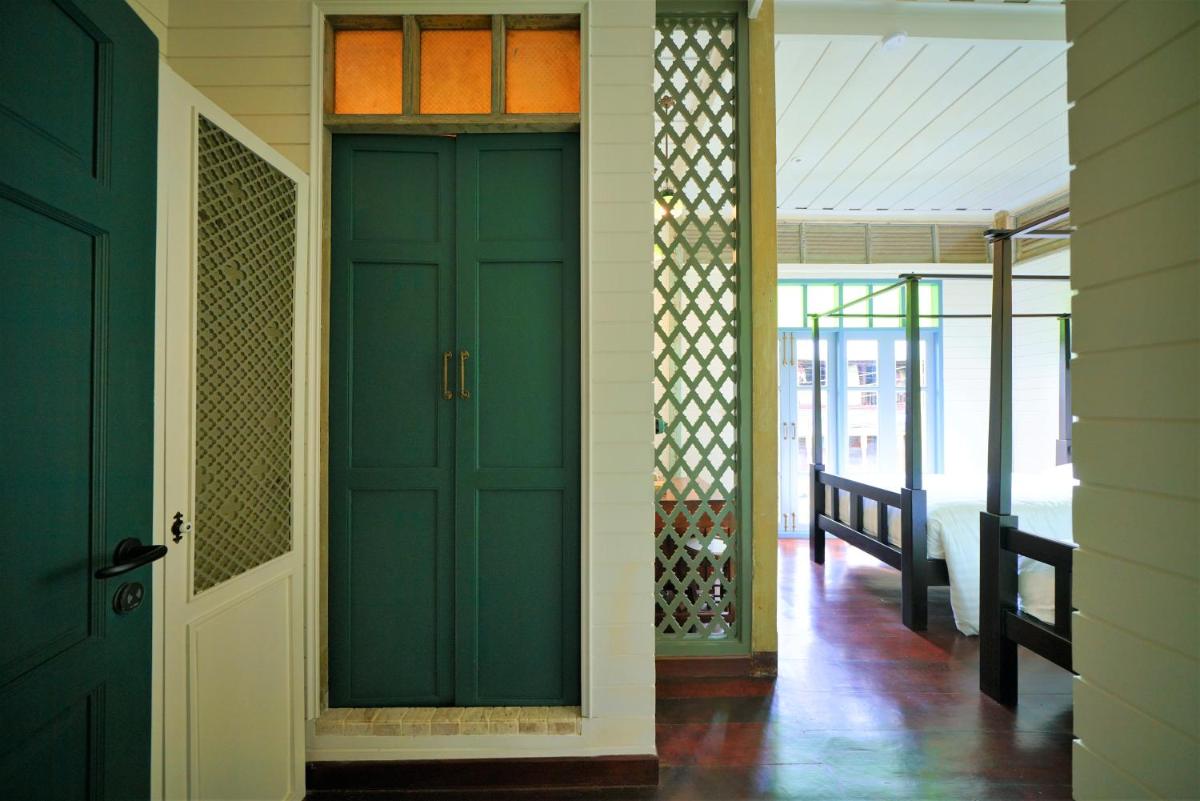 Priya Boutique House