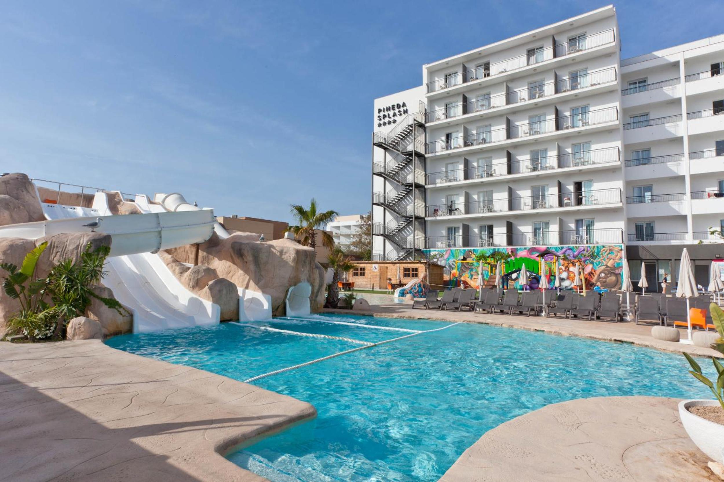Pineda De Mar Vacations - Pineda Splash - 30o hotels - Property Image 1
