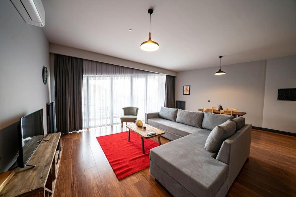 Superior, dublex residence,7/24 Security,2 bedroom ( Benesta 231 )
