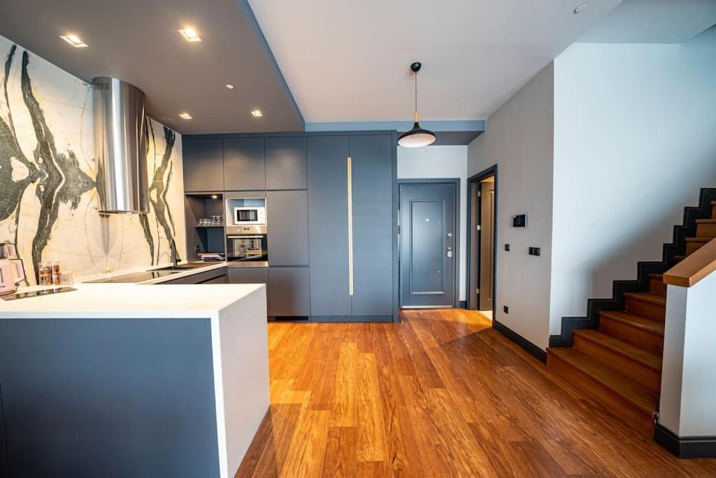 Superior, dublex residence,7/24 Security,2 bedroom ( Benesta 231 )