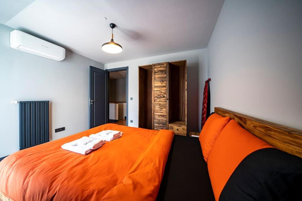Superior, dublex residence,7-24 Security,2 bedroom BNS206