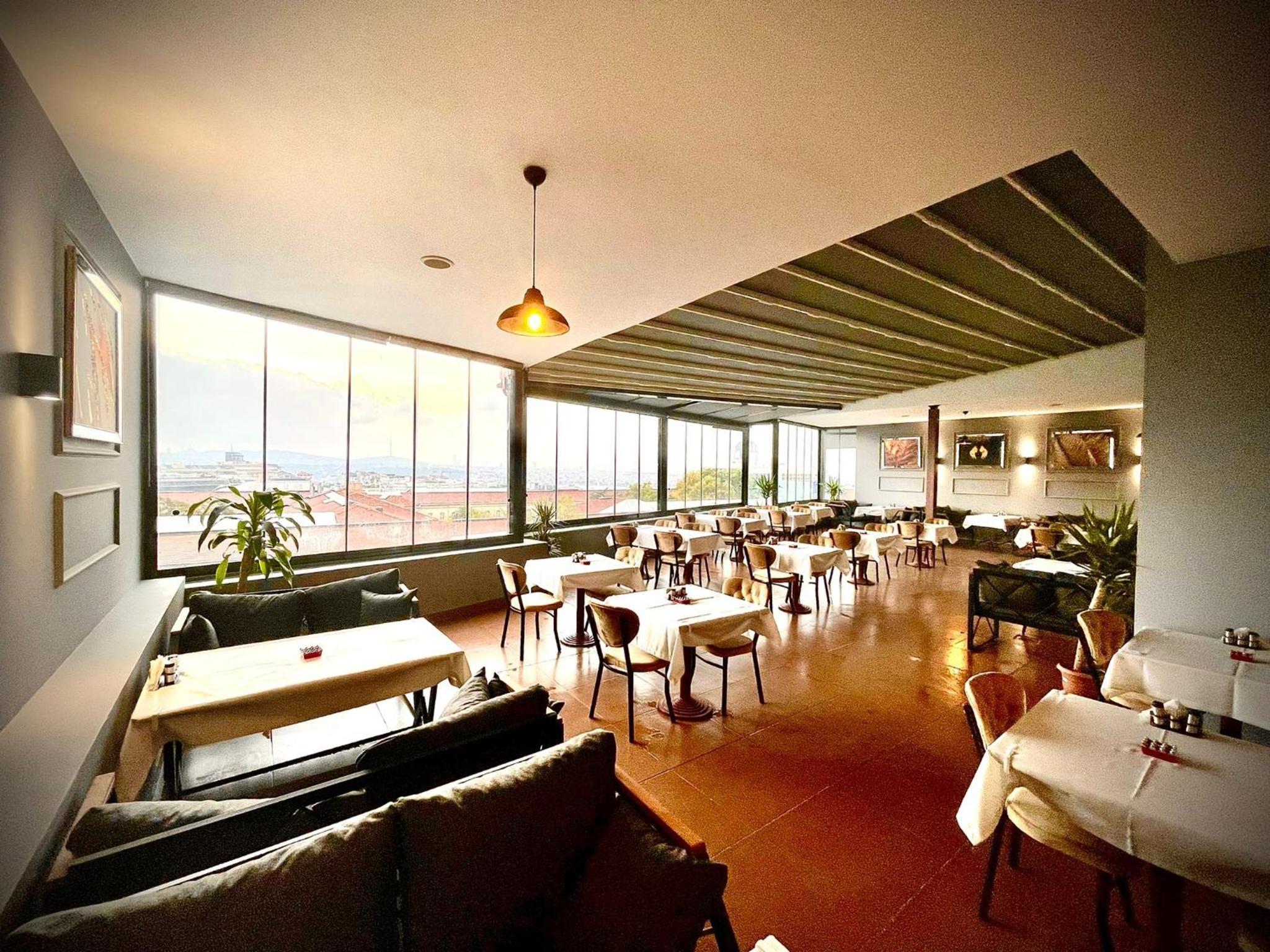 Golf Royal Residence - Image 39