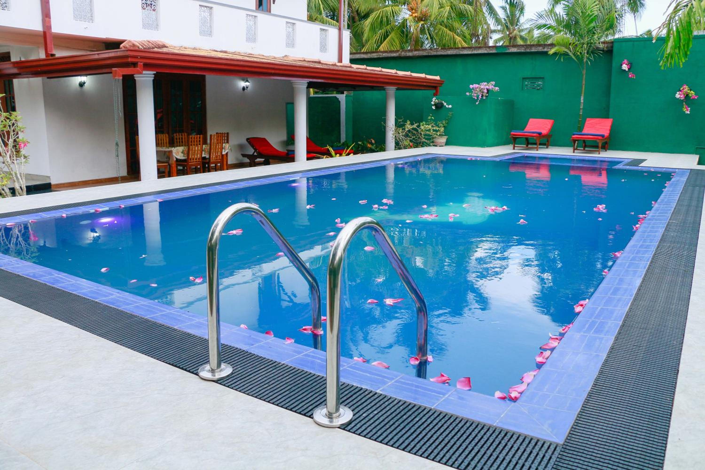Bloomy Villa Bentota view 3