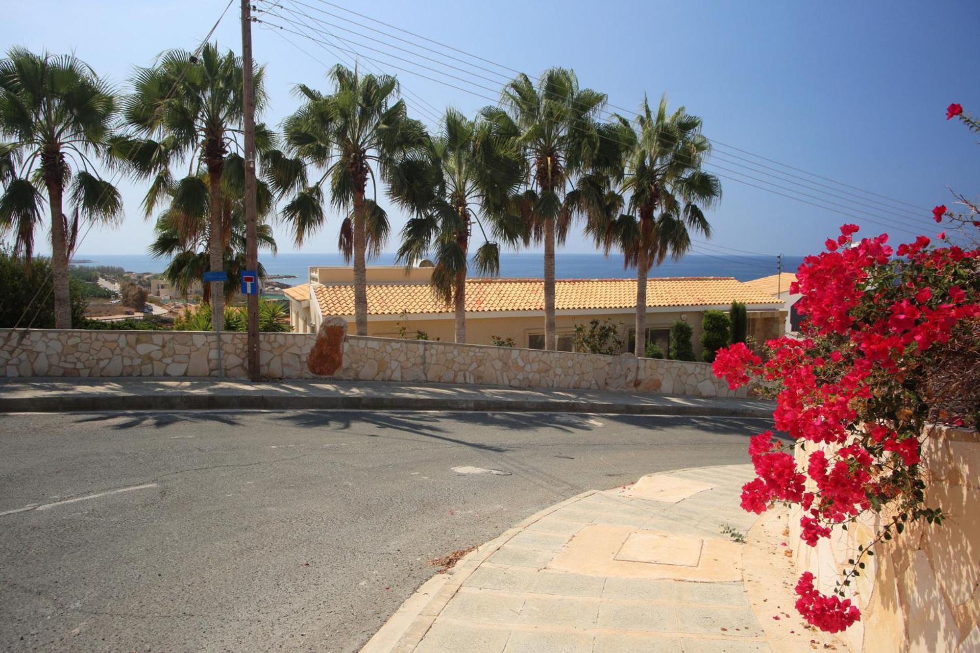 Seafront 5 Bedroom Villa Paradise in Sea Caves