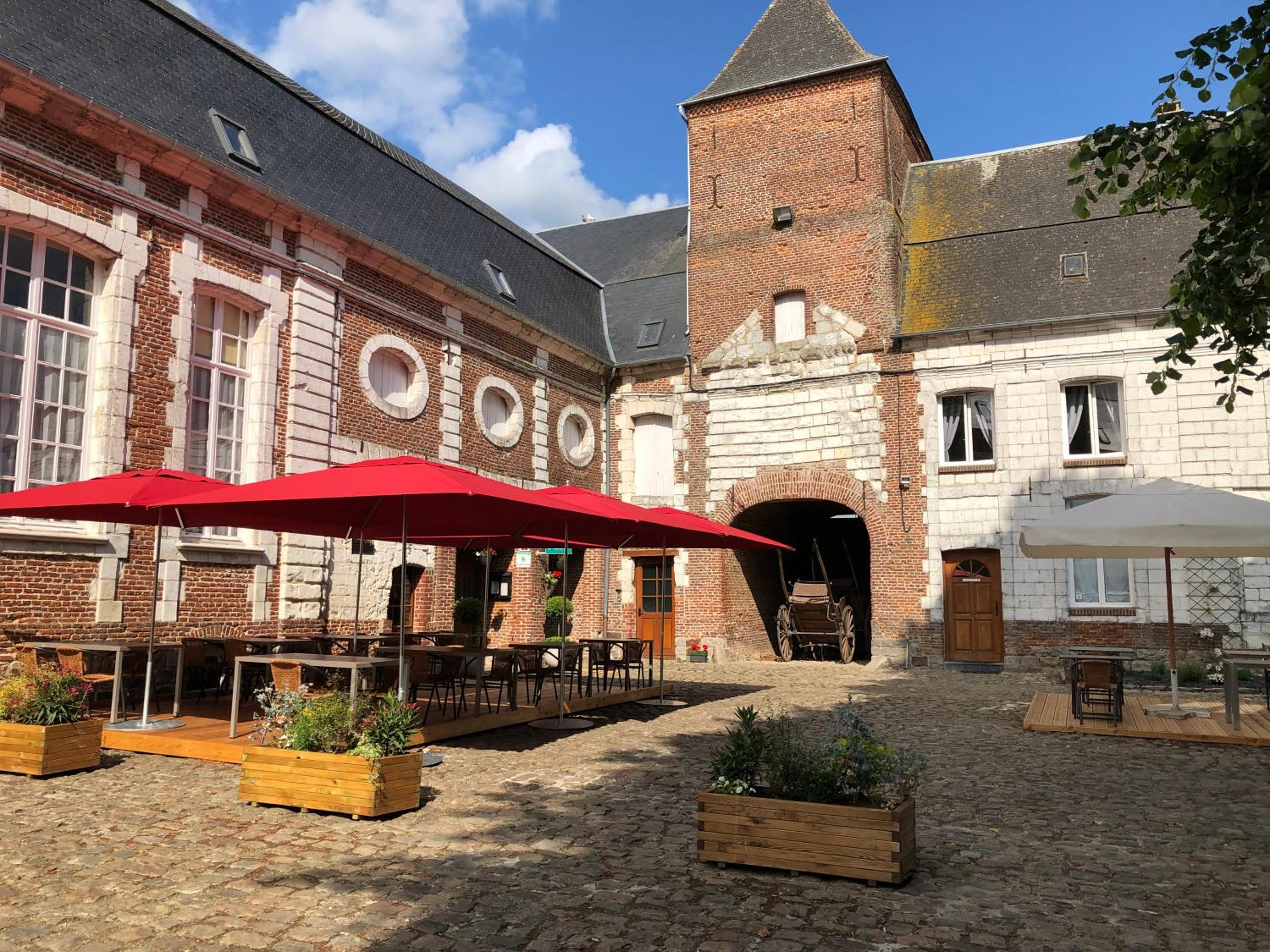 le chateau de PENIN view 4