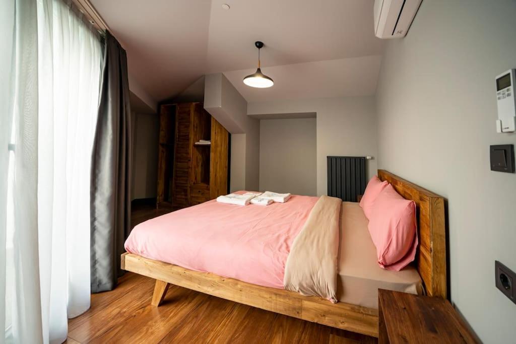 Superior, classy residence,7/24 Security,2 bedroom ( Benesta 205 )
