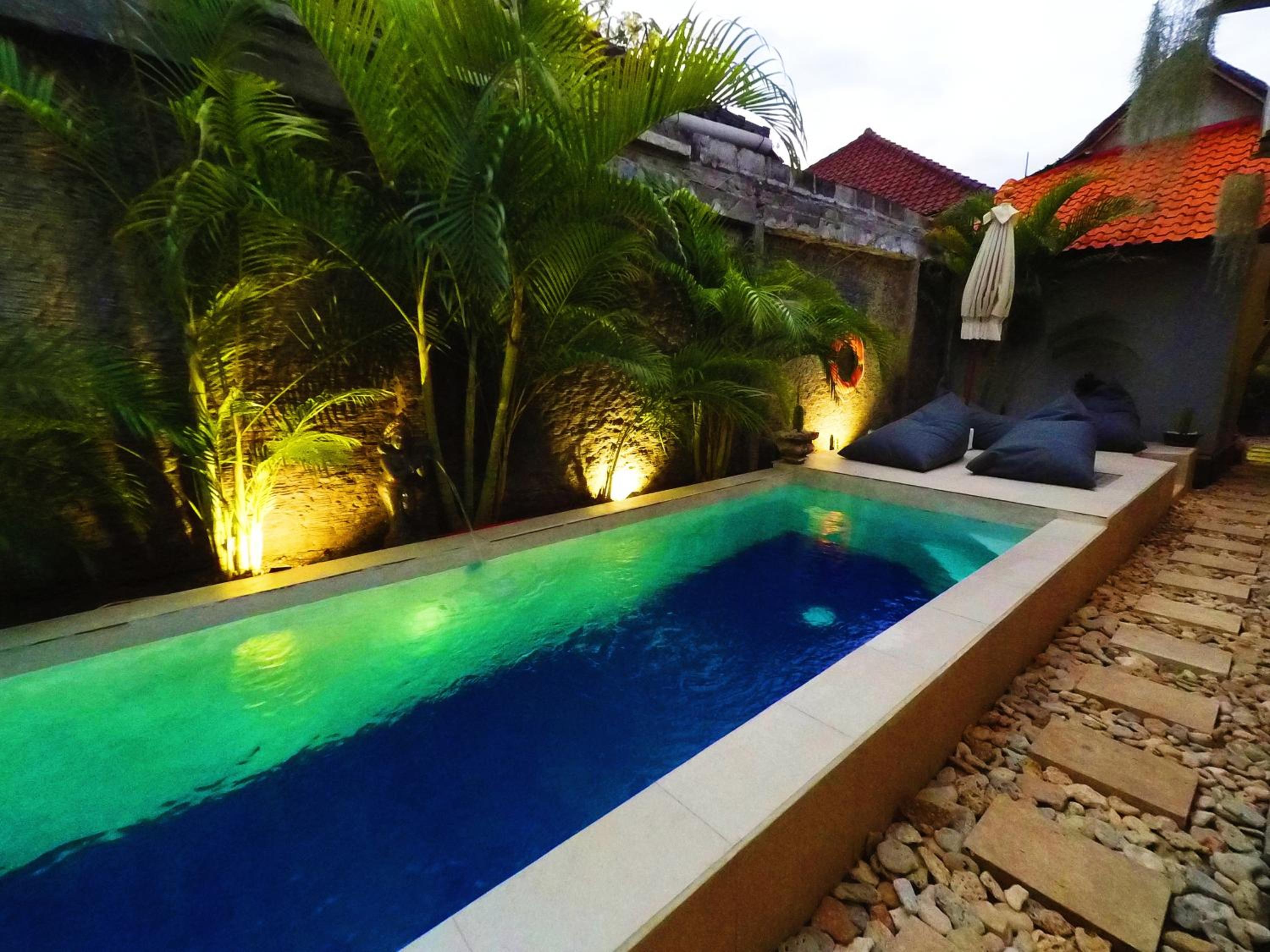 Tropical Garden Inn