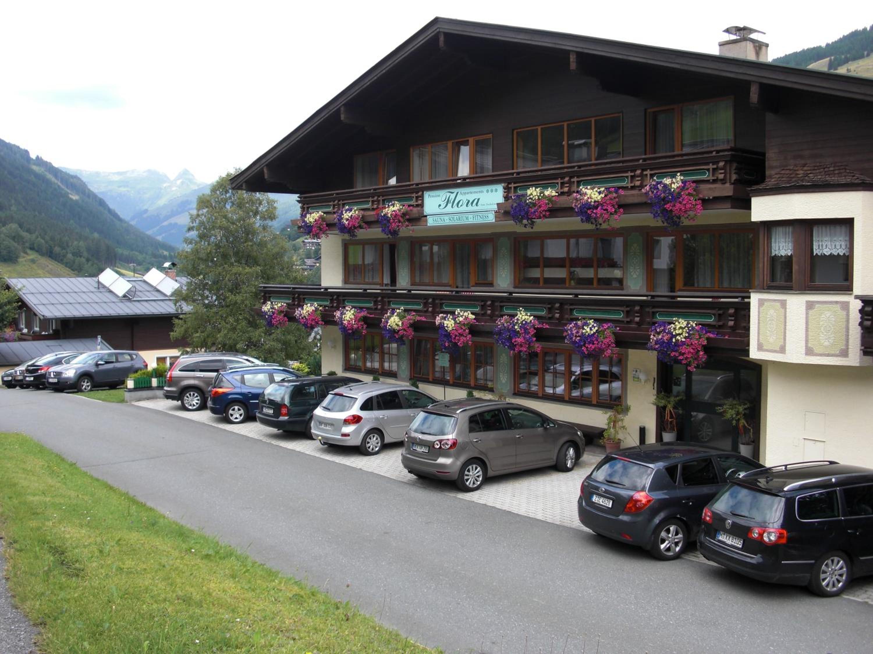 Hotel-Pension Flora