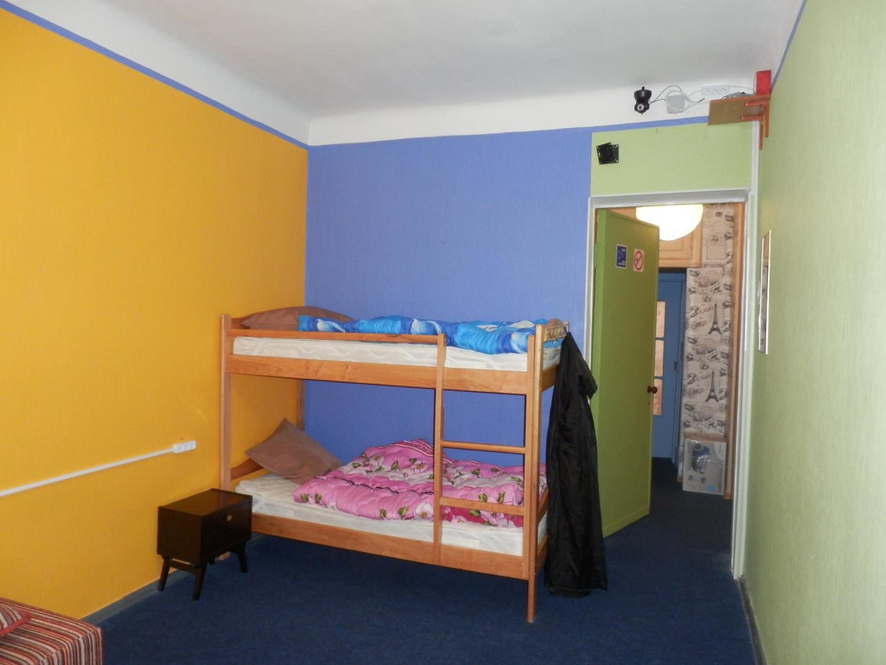 YourHostel Club