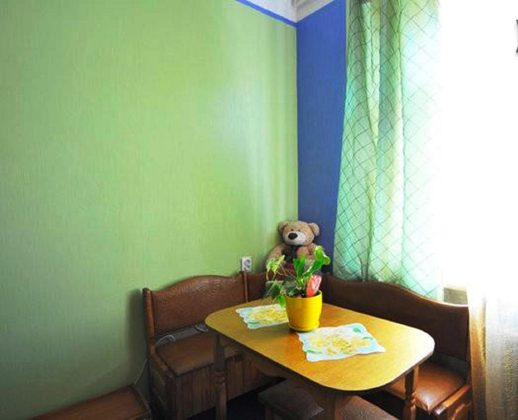 YourHostel Club