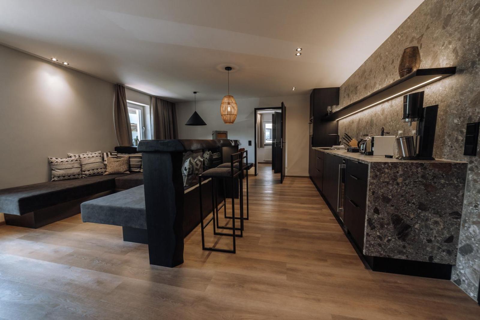 Photo 51