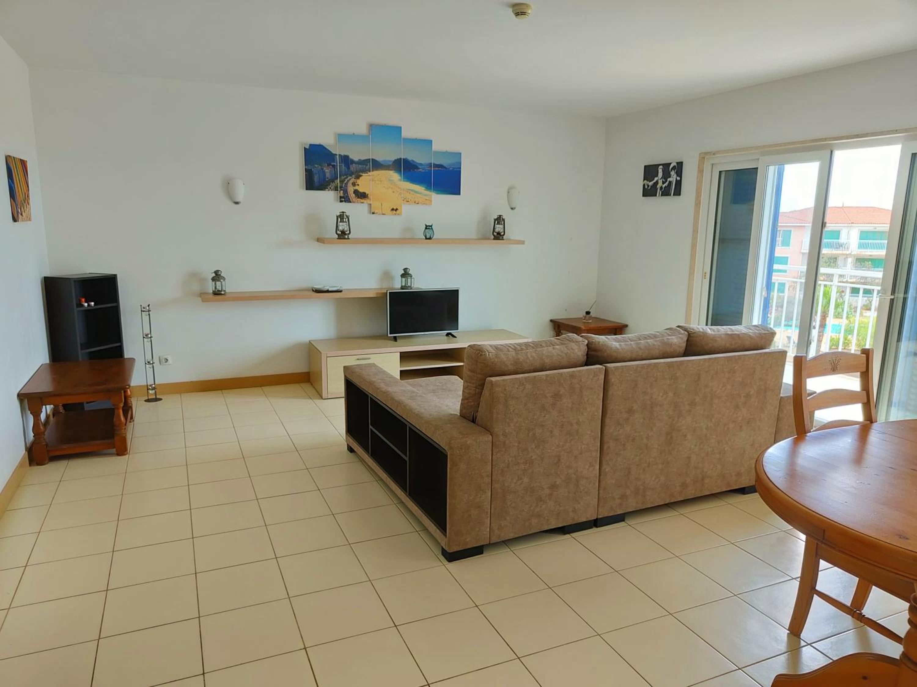 AH - Vila Verde Private Apartment