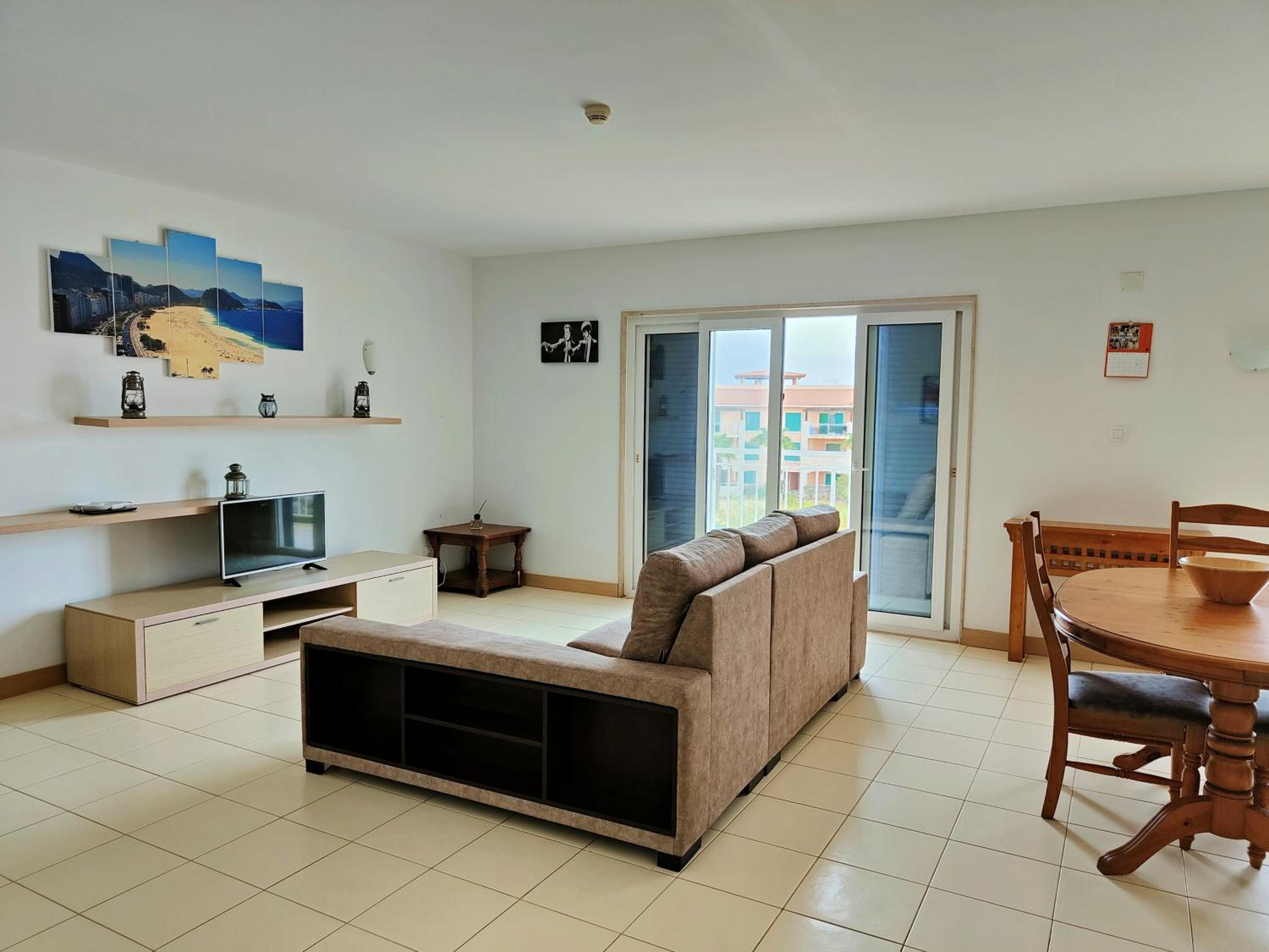 AH - Vila Verde Private Apartment