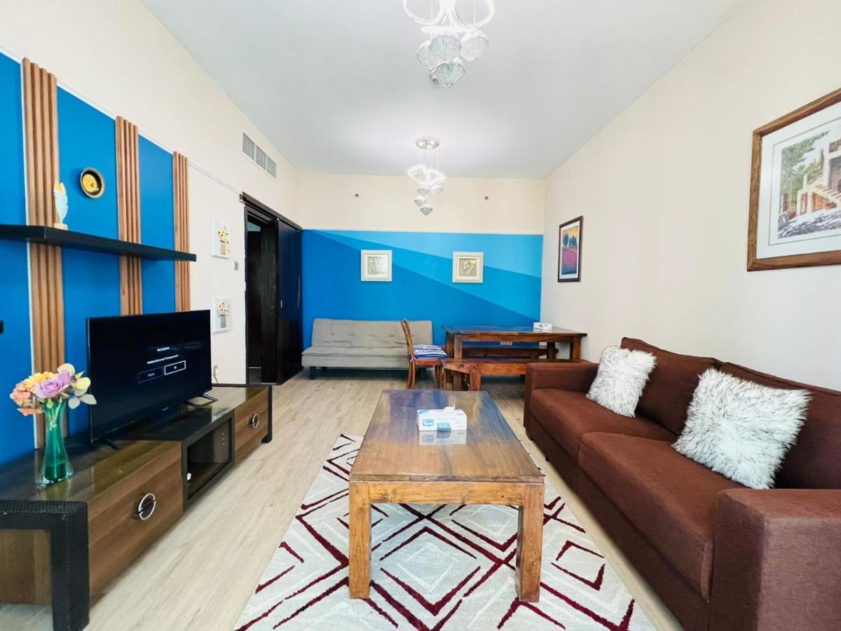 Entire private self catered sea view Apartments marina
