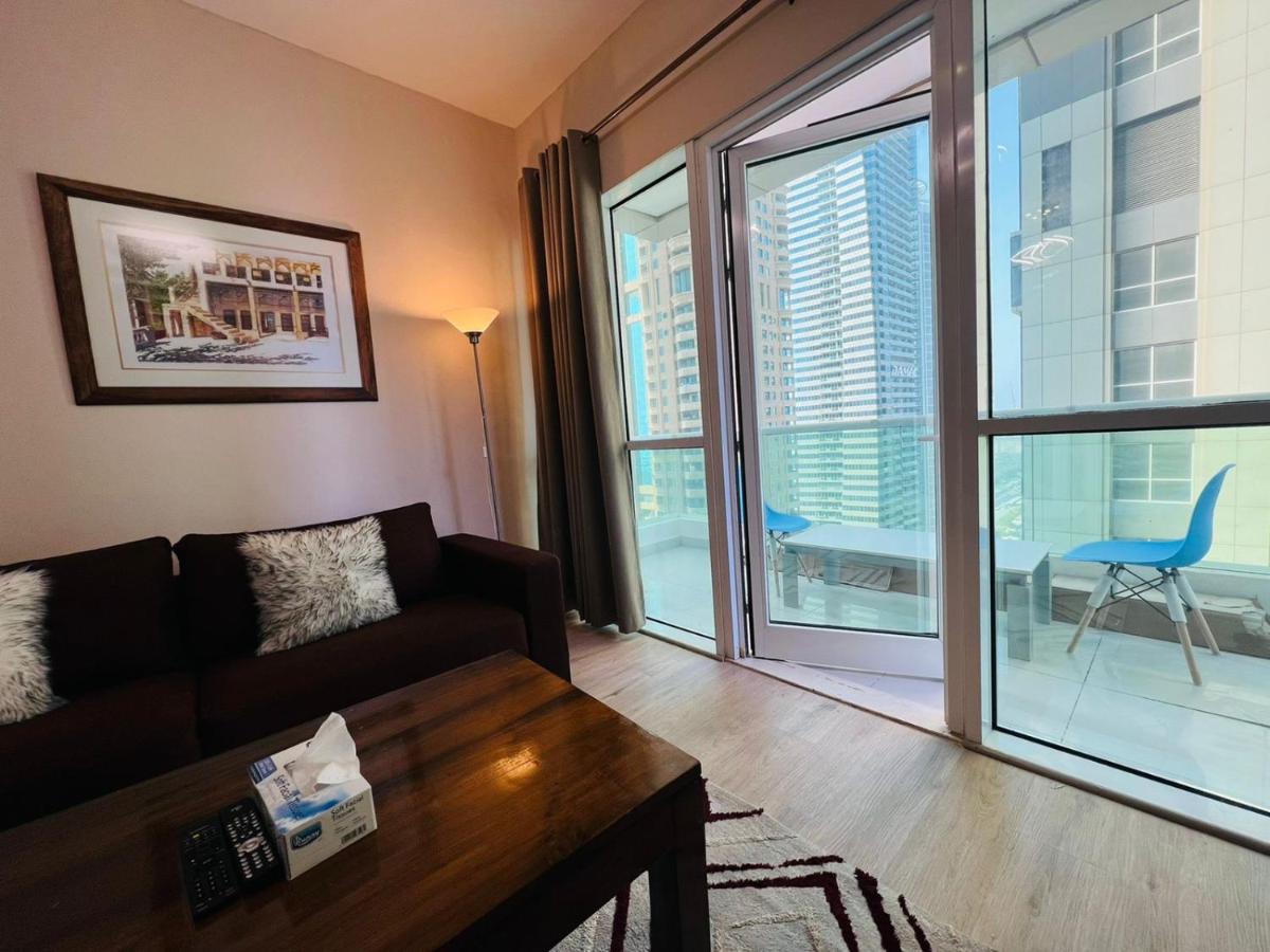 Entire private self catered sea view Apartments marina