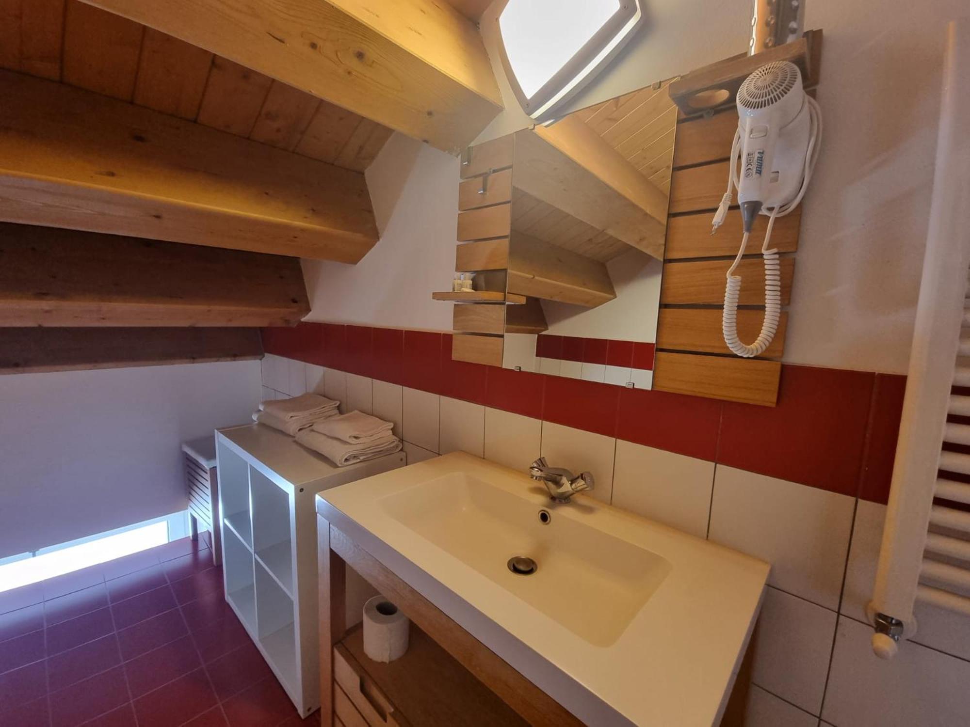Hbhall Residenze Darsena