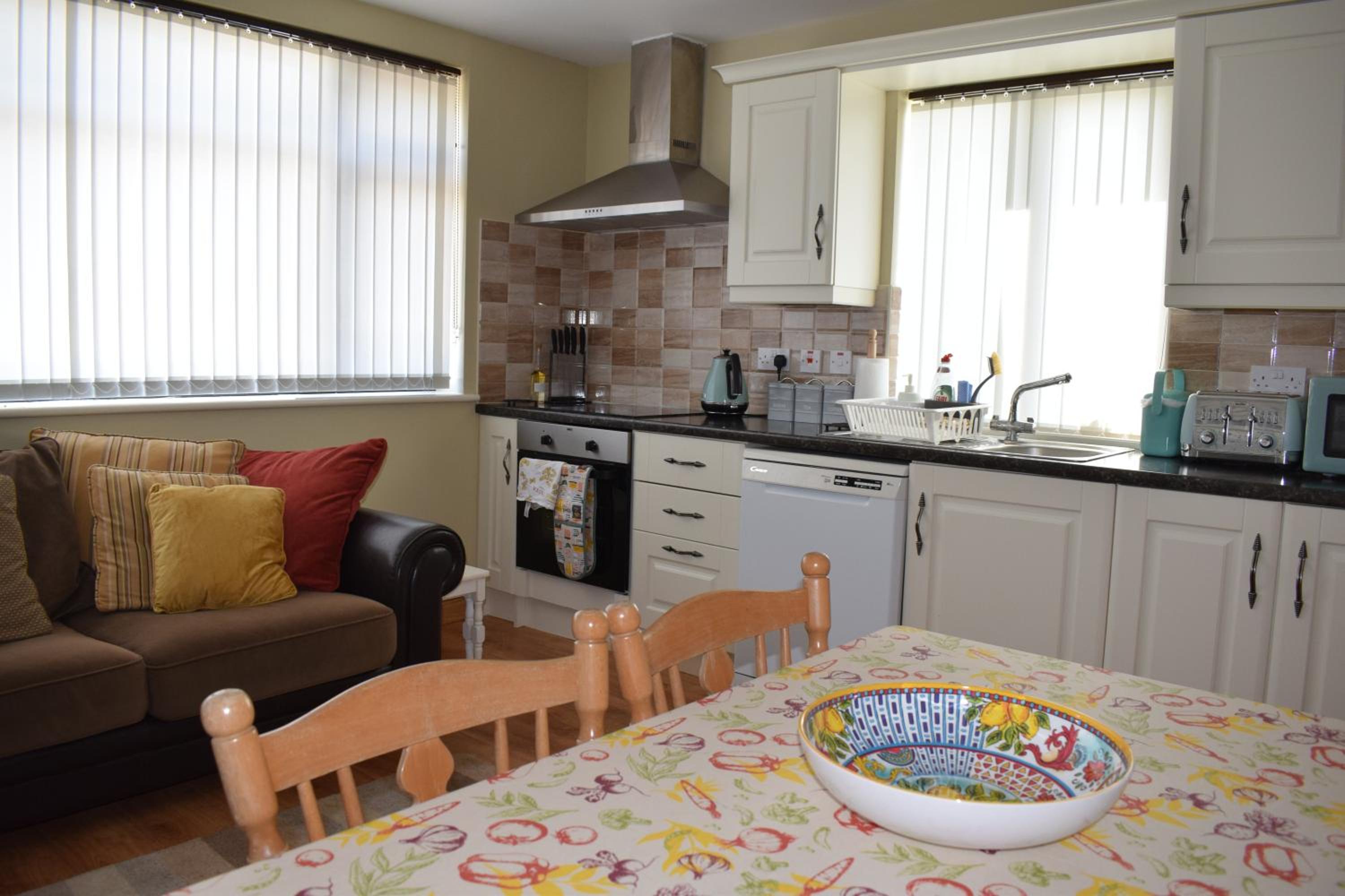 Cosy two bedroom cottage on the Mullet Peninsula view 5