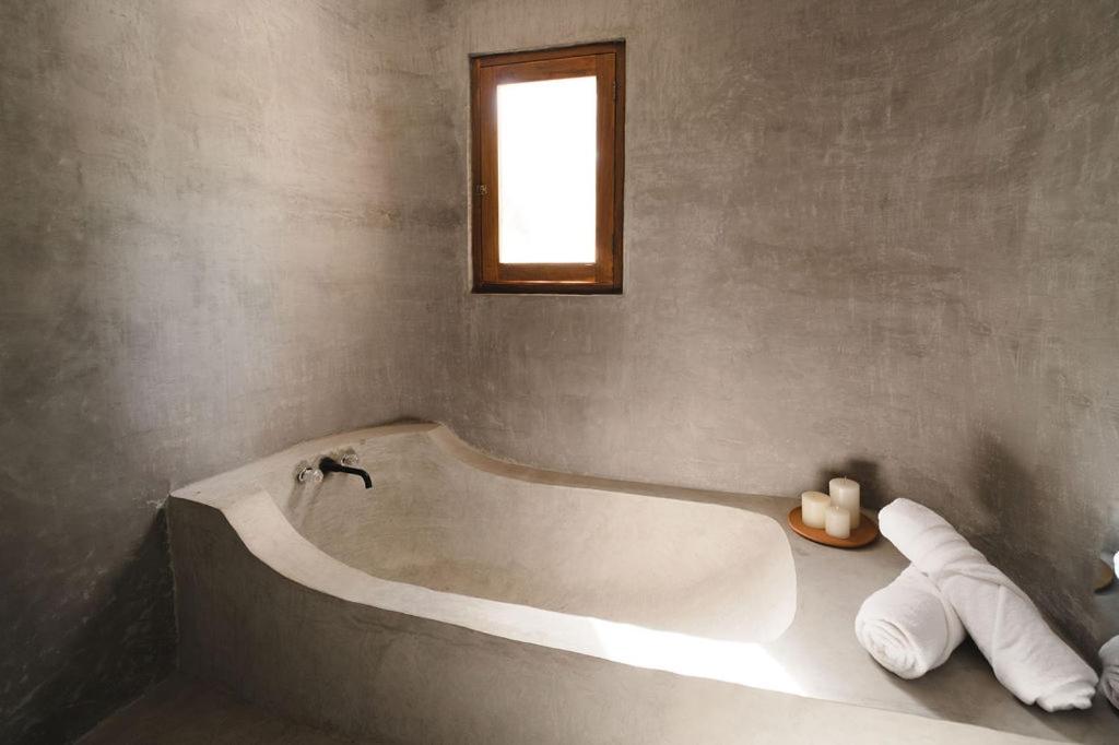 Jacuzzi