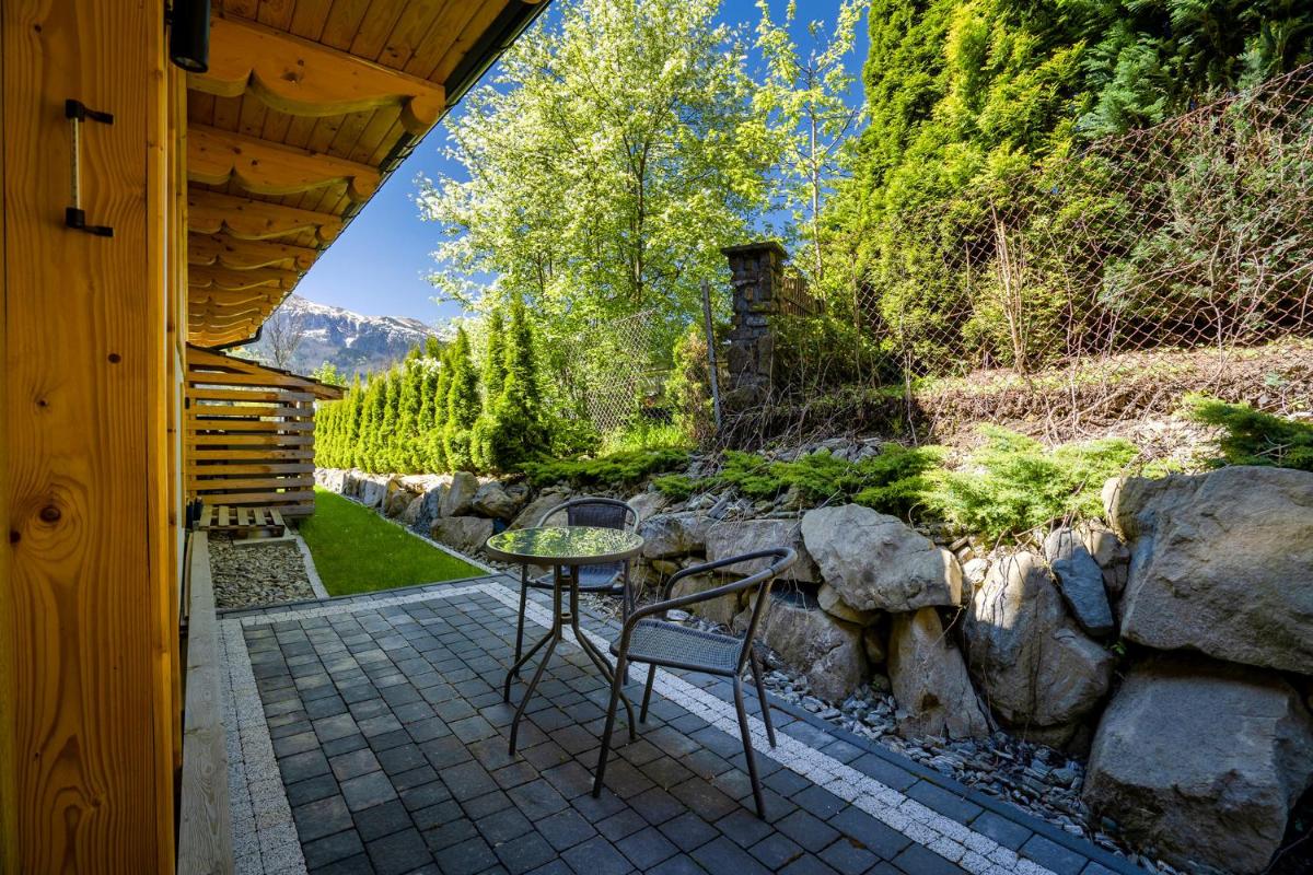 outdoor BBQ area