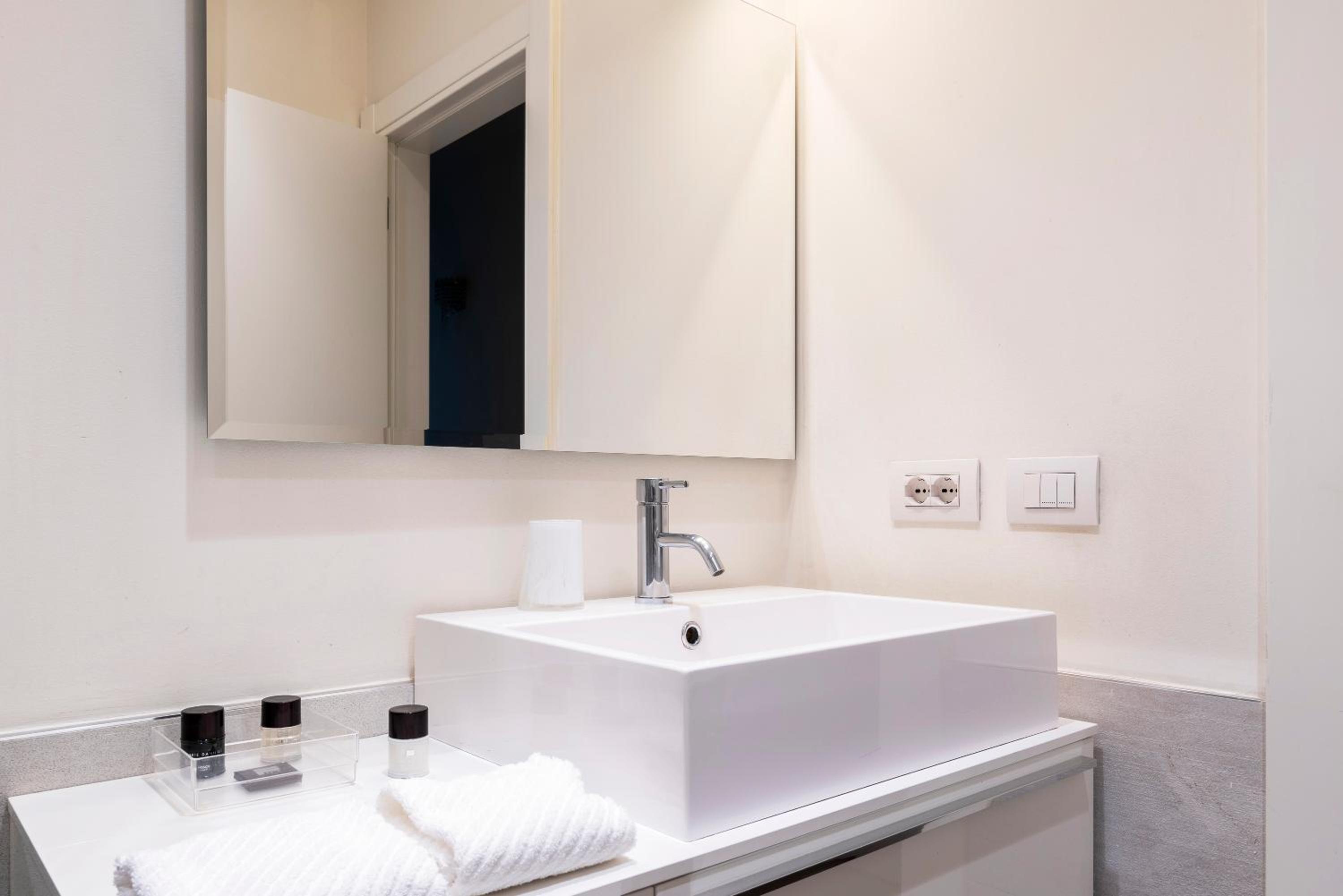 Fifty Eight Suite Milan Center