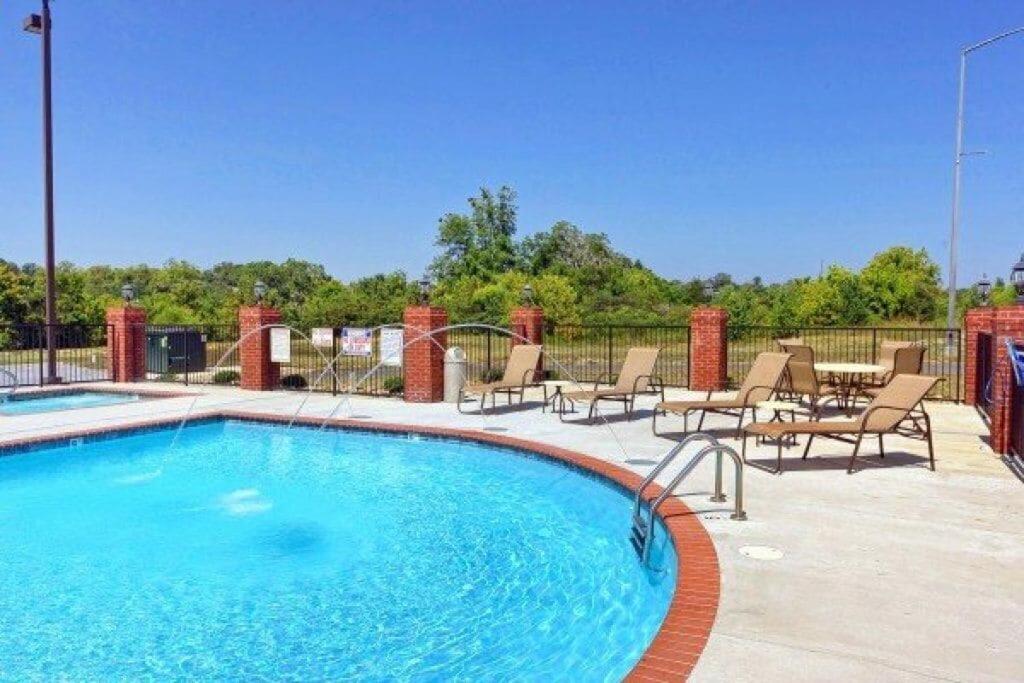 Fantastic Location! River and Mountain Views 2BR/2BA Sleeps 6 view 3