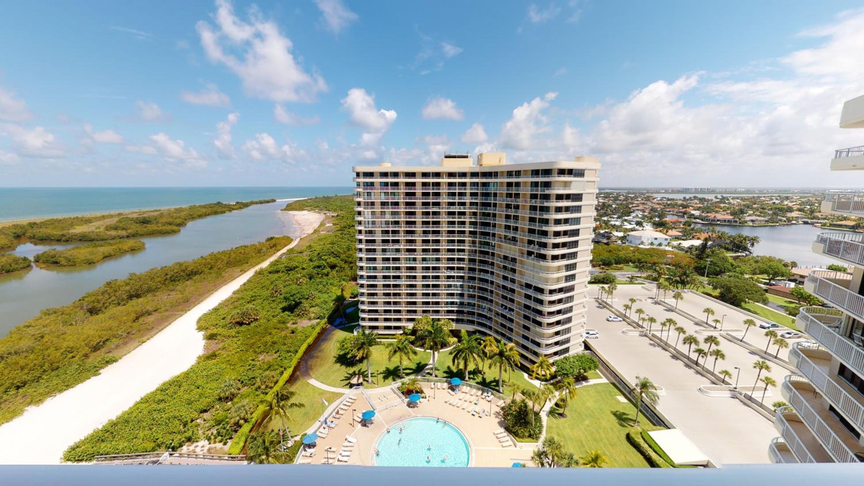Beachfront 18th Floor Condo with Spectacular Views view 5