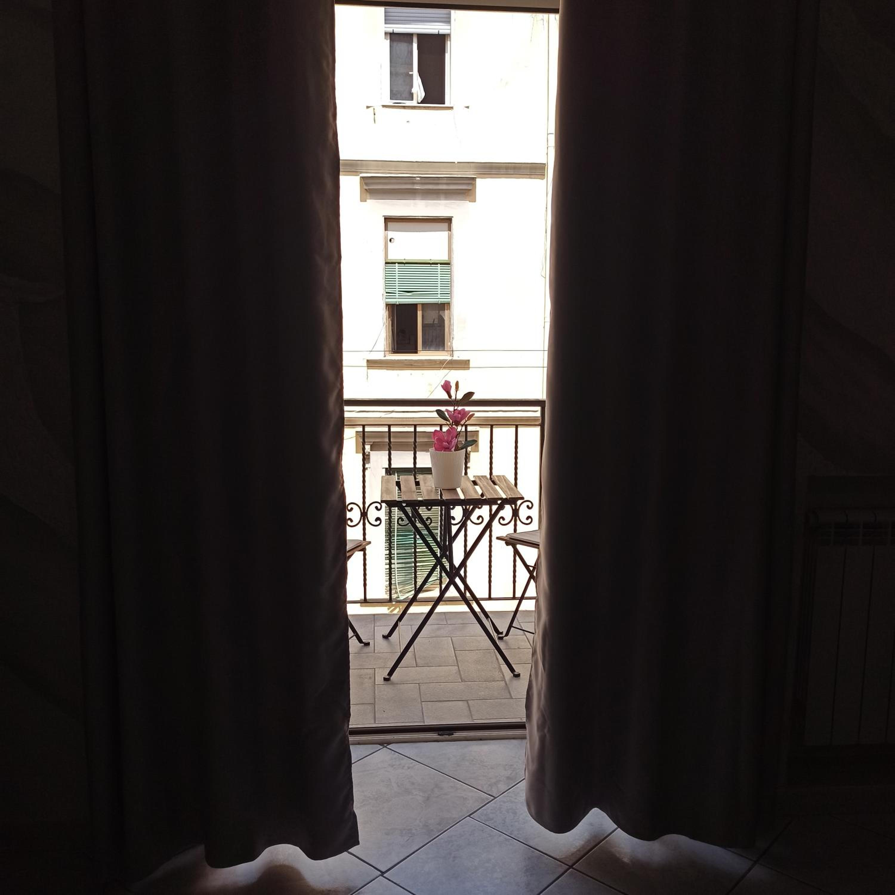 In The Center Rooms