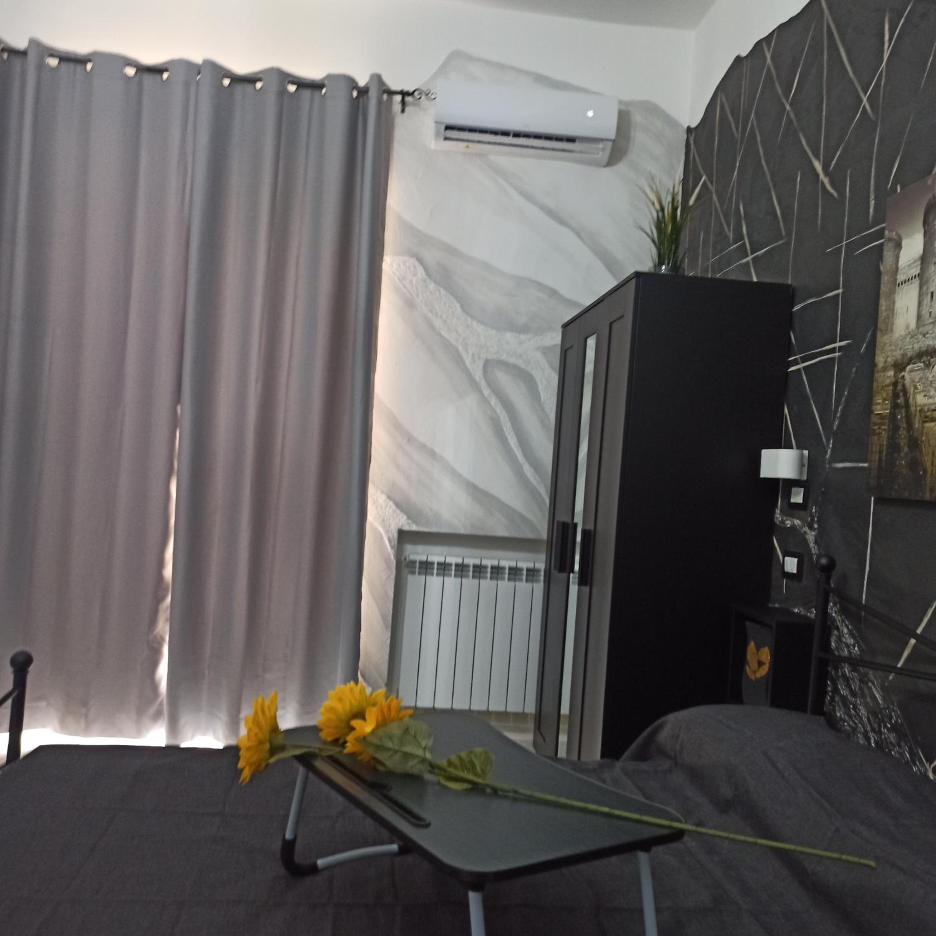 In The Center Rooms