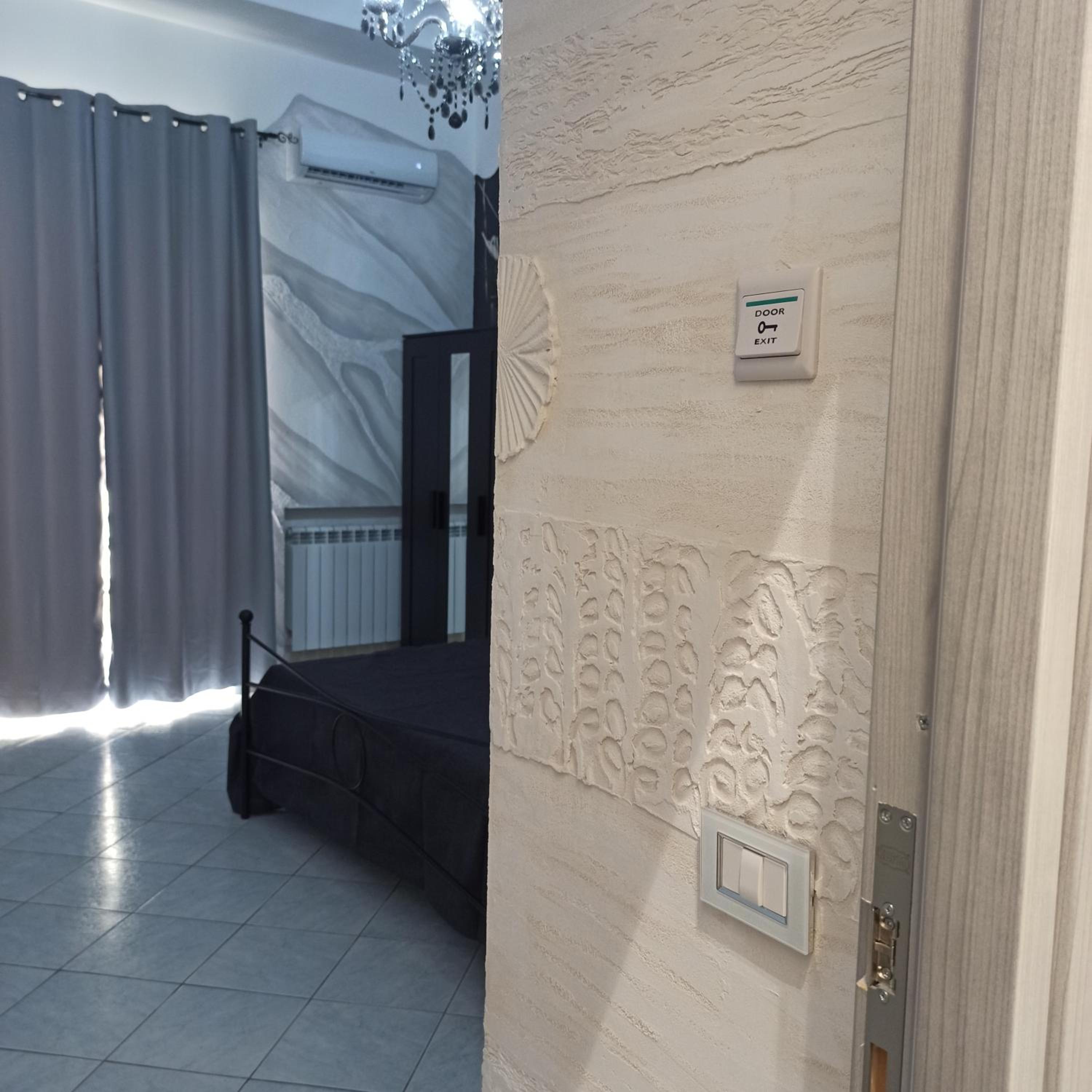 In The Center Rooms