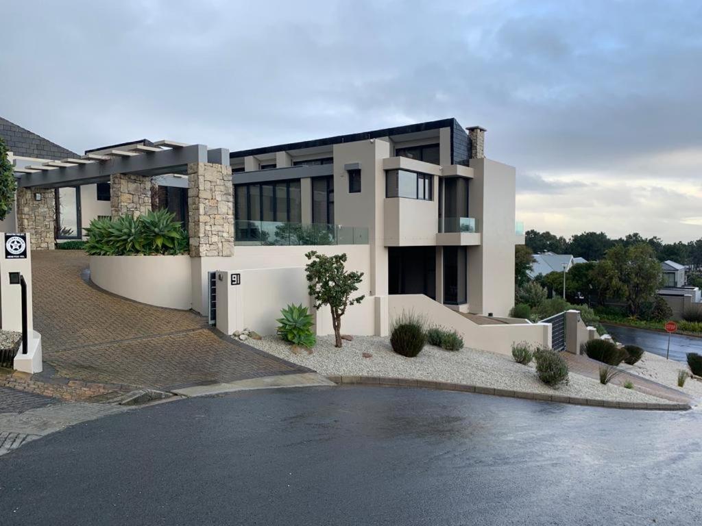 House Vos view 3