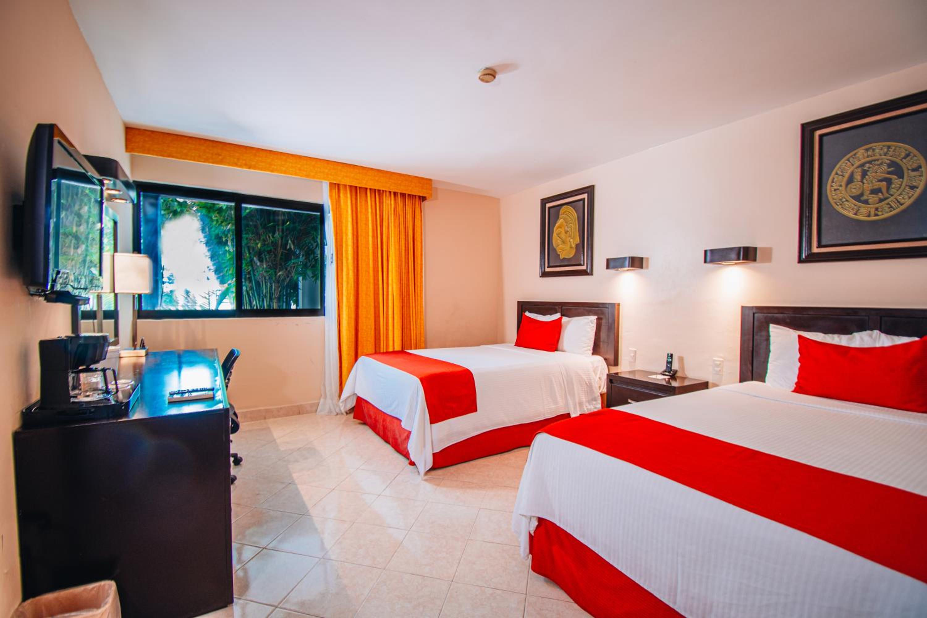 Tuxtla Gutierrez Vacations - Eco City Hoteles - Property Image 3