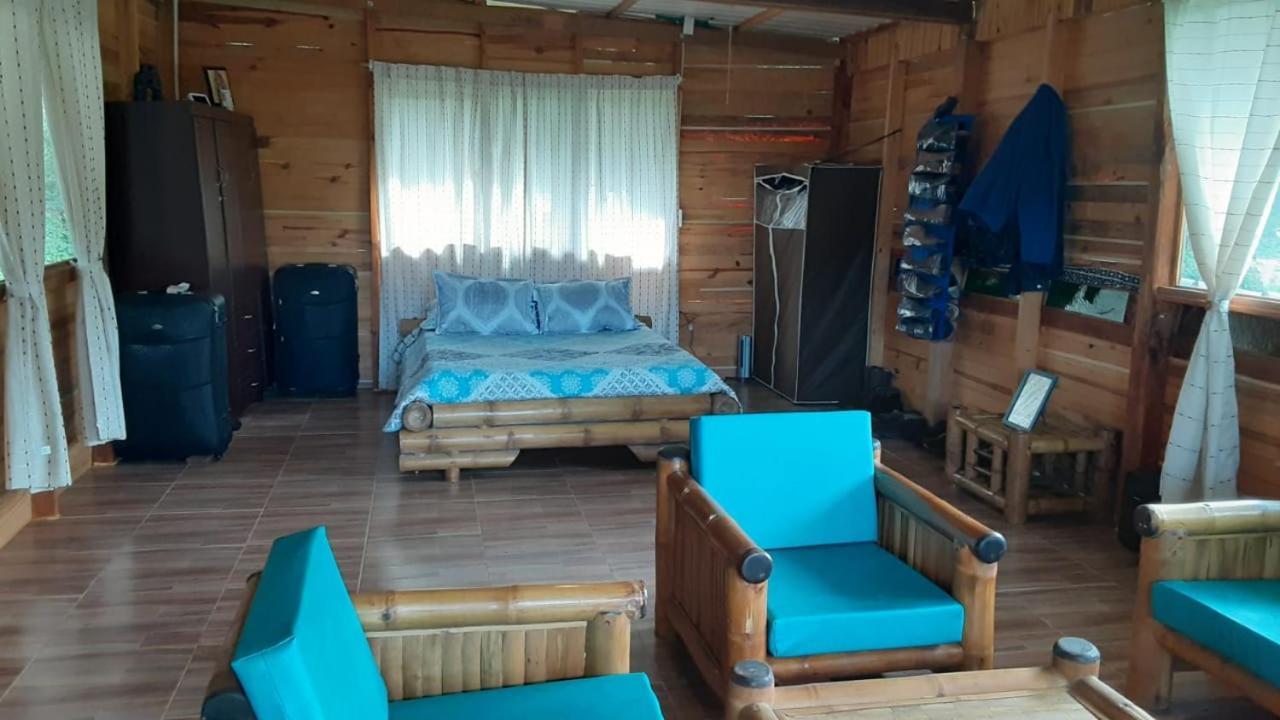 LA CASA DEL BOSQUE Via SALADITO