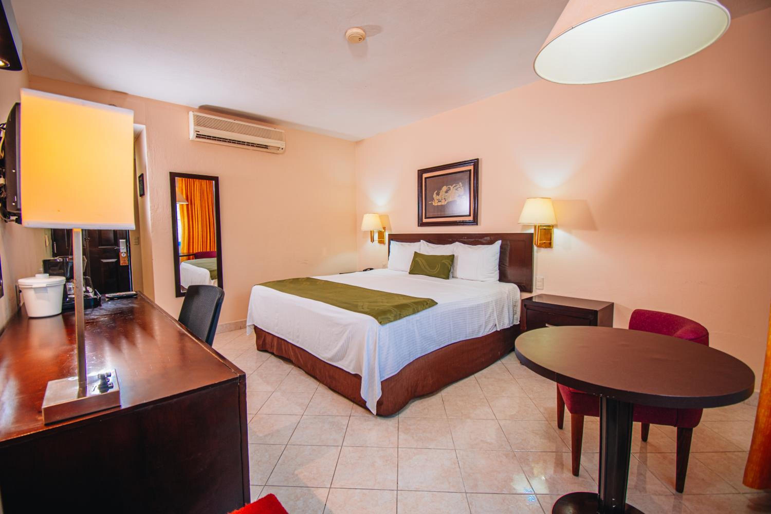 Tuxtla Gutierrez Vacations - Eco City Hoteles - Property Image 10