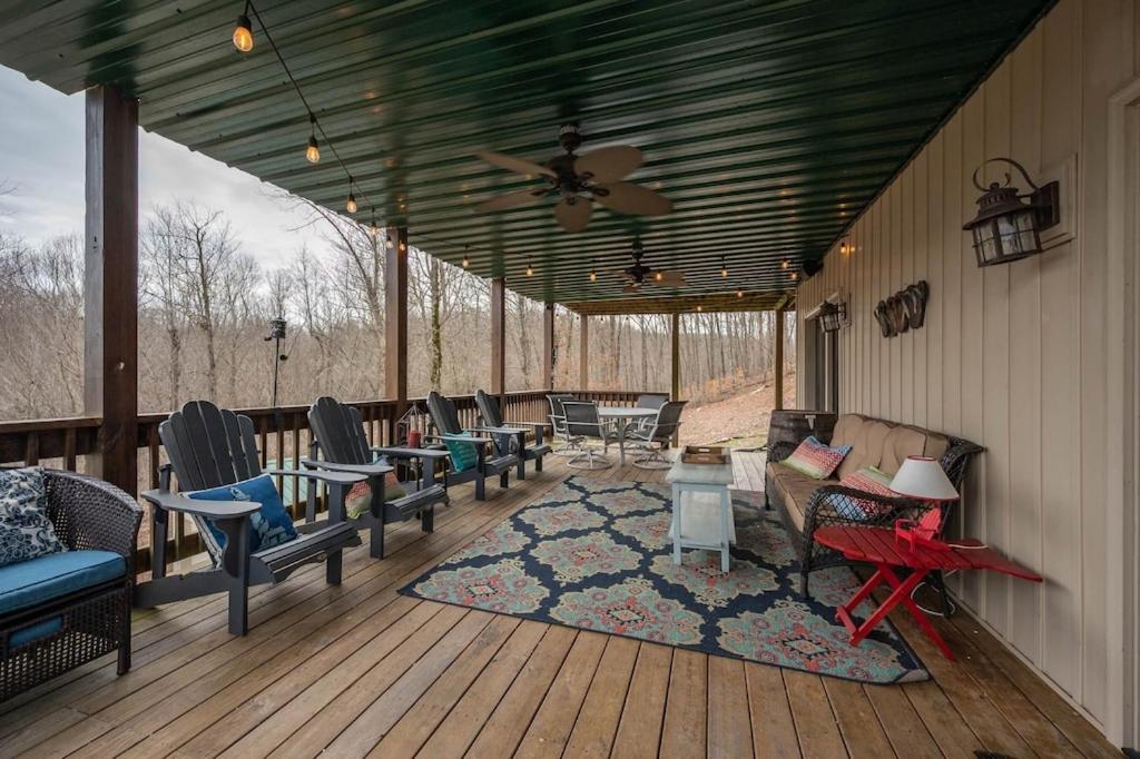 Captain's Cove Lakehouse view 5