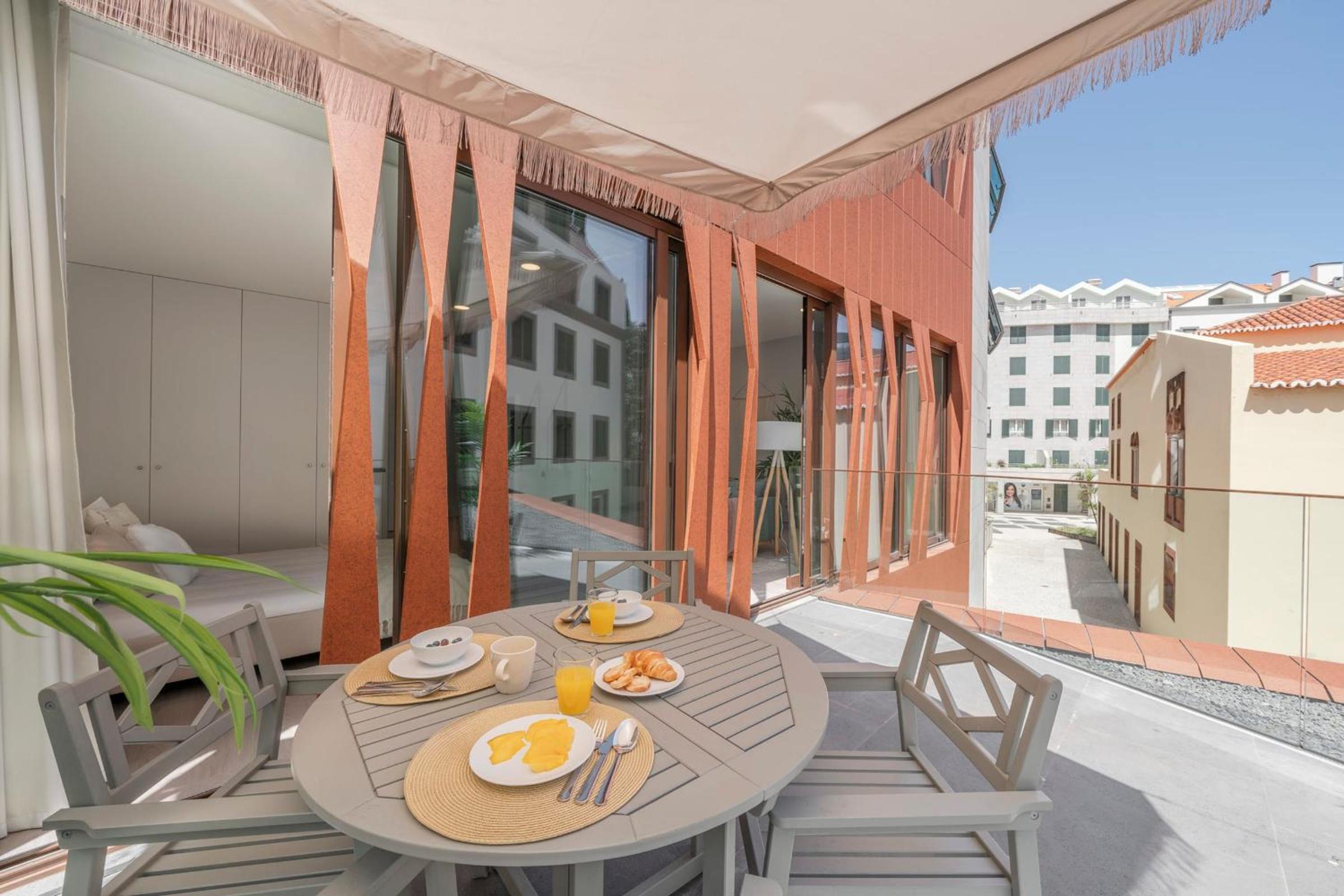 Cine Park Residences by An Island Apart view 3