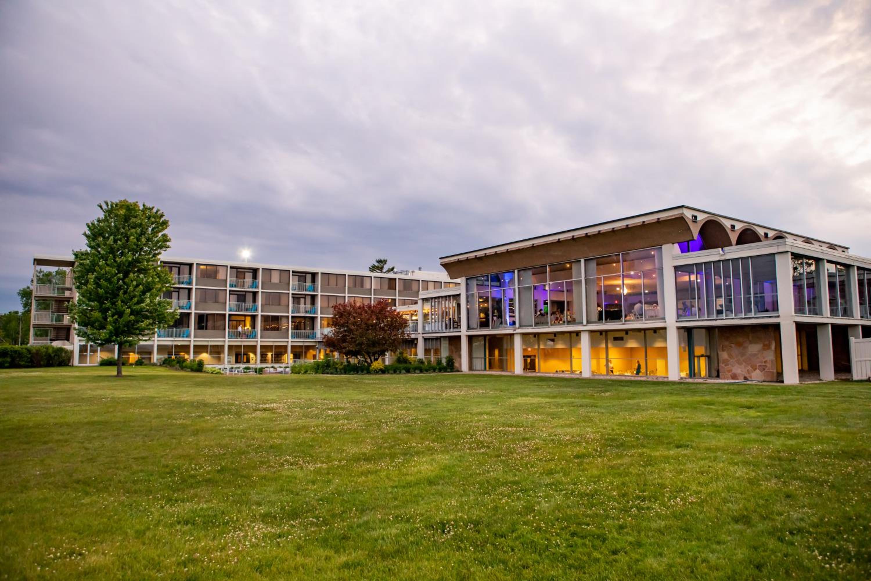 Illinois Beach Hotel, Fotografia 13