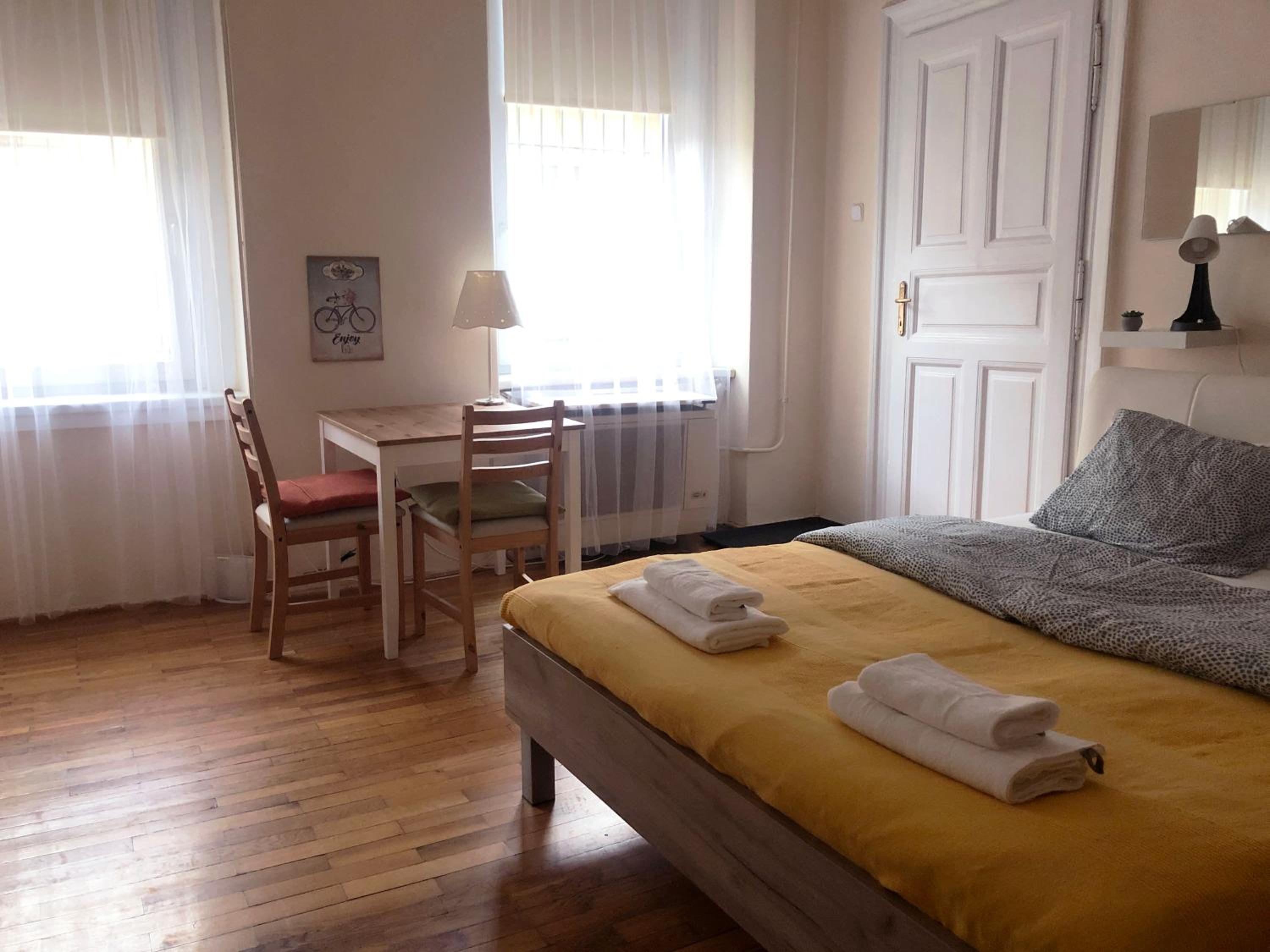 V57 APARTMENT OKTOGON view 3