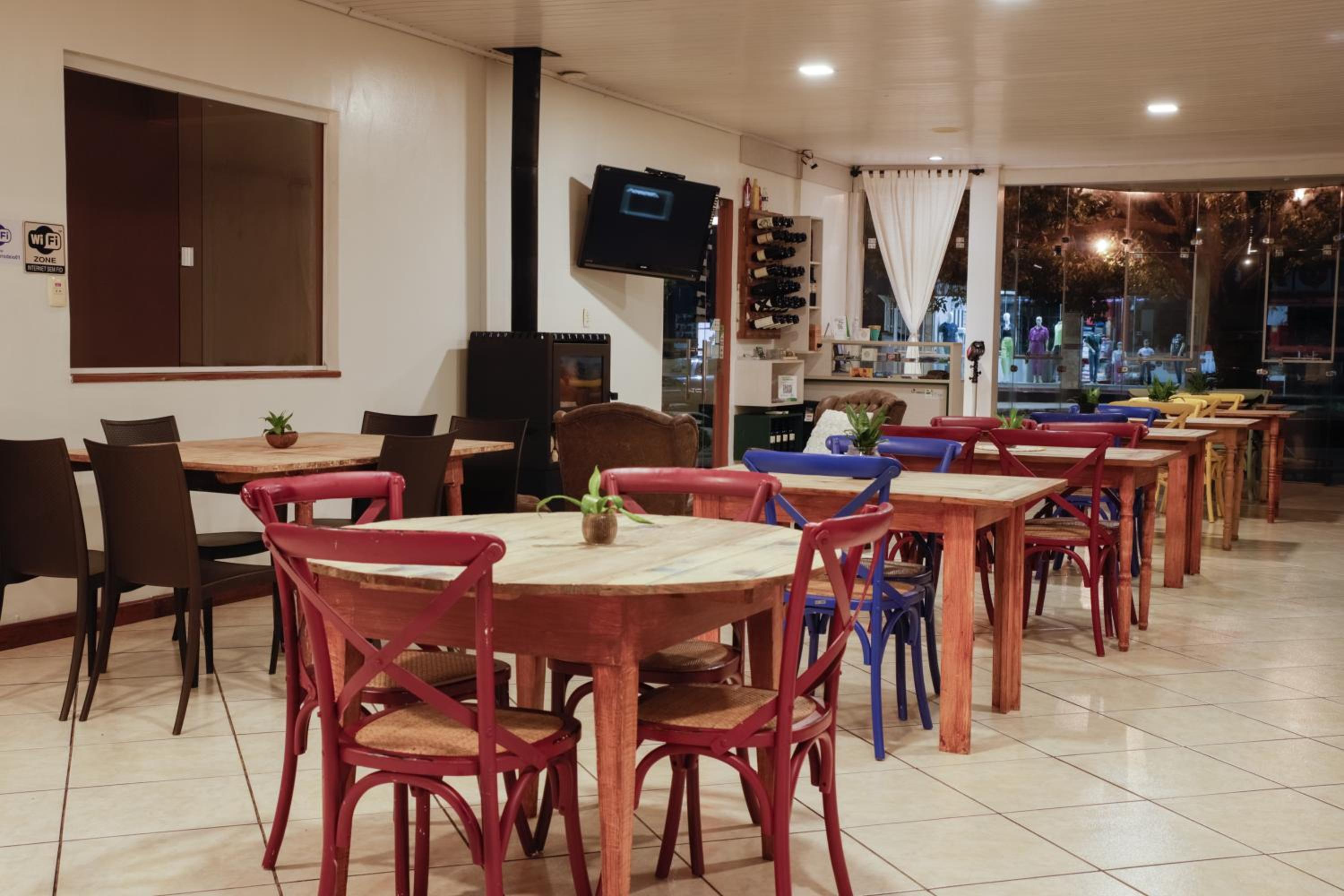 restaurant