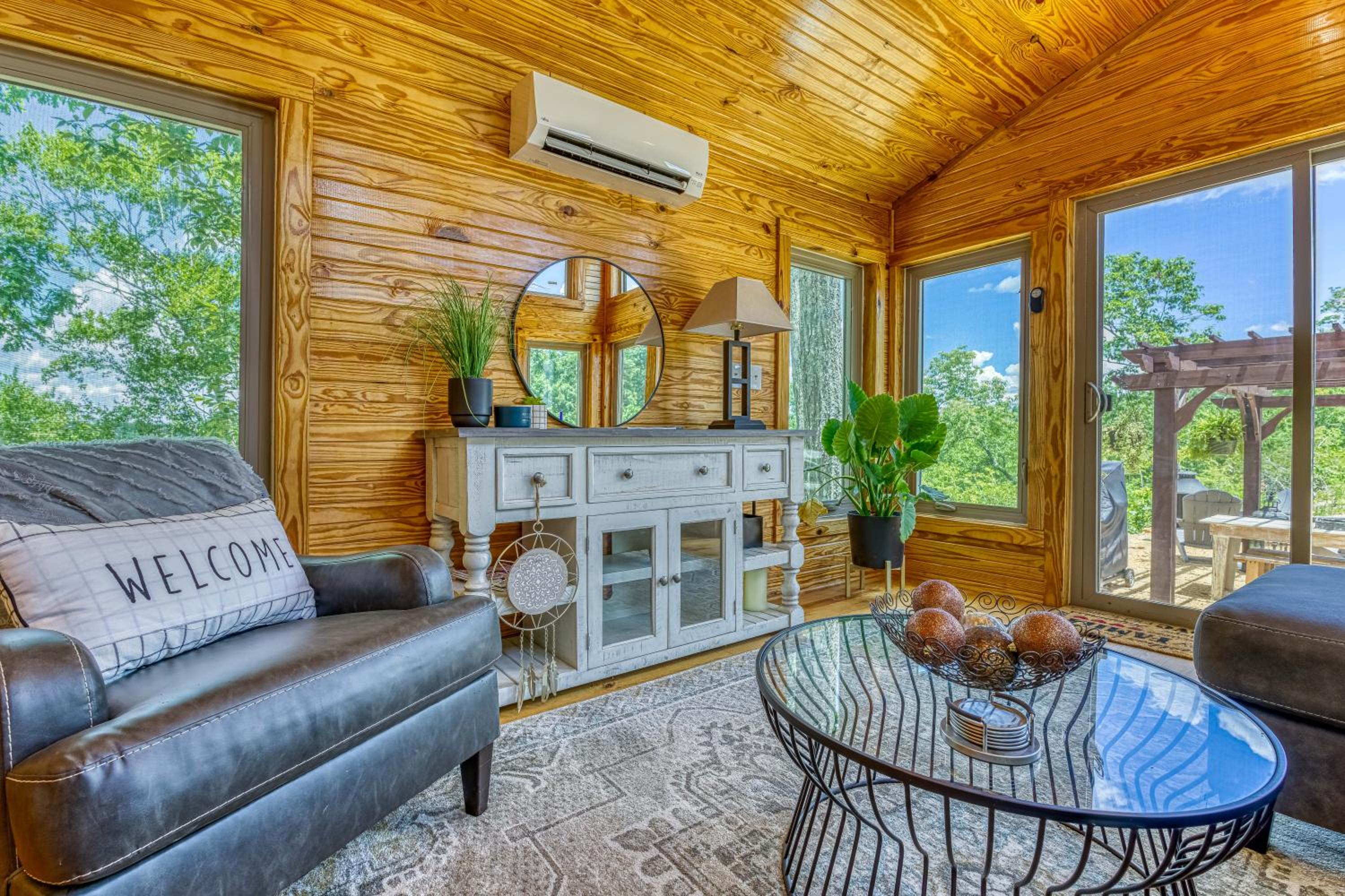 The Gemini-a dreamy, waterfront tiny cabin view 5