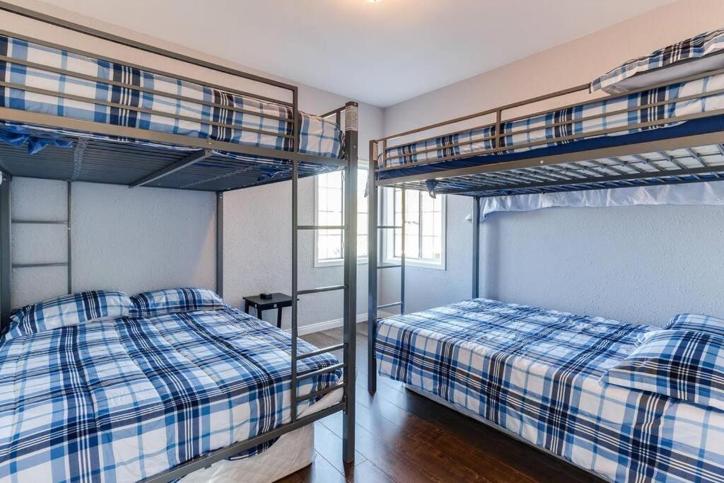 Cozy 3 bedroom San Fernando Valley