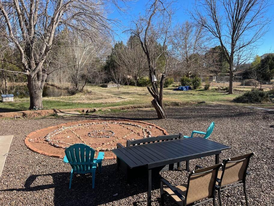MyGreenAcres Studio 1BA Near Sedona in Wine country