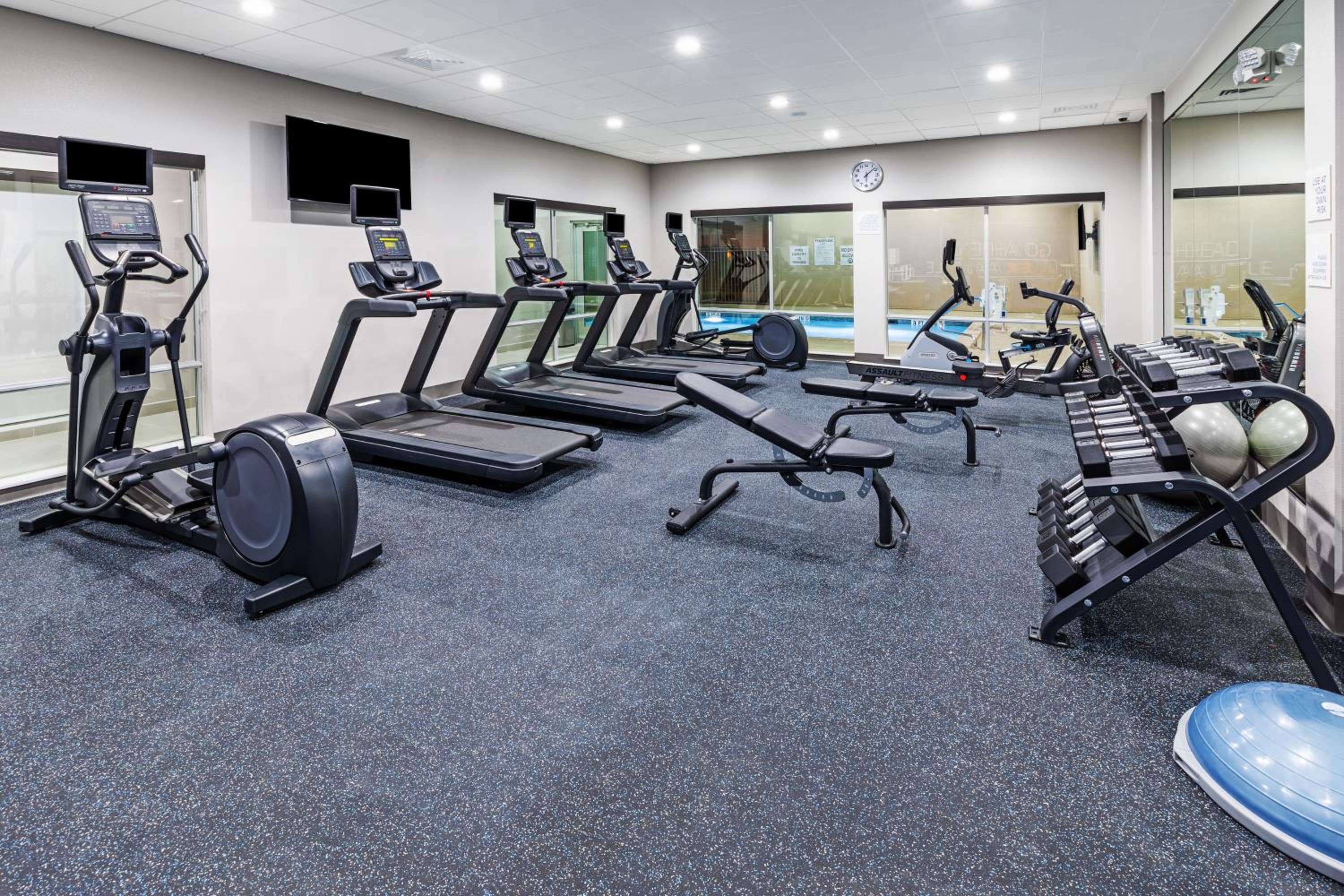 Houston Vacations - Holiday Inn Express  Suites - Houston SW - Rosenberg, an IHG Hotel - Property Image 1