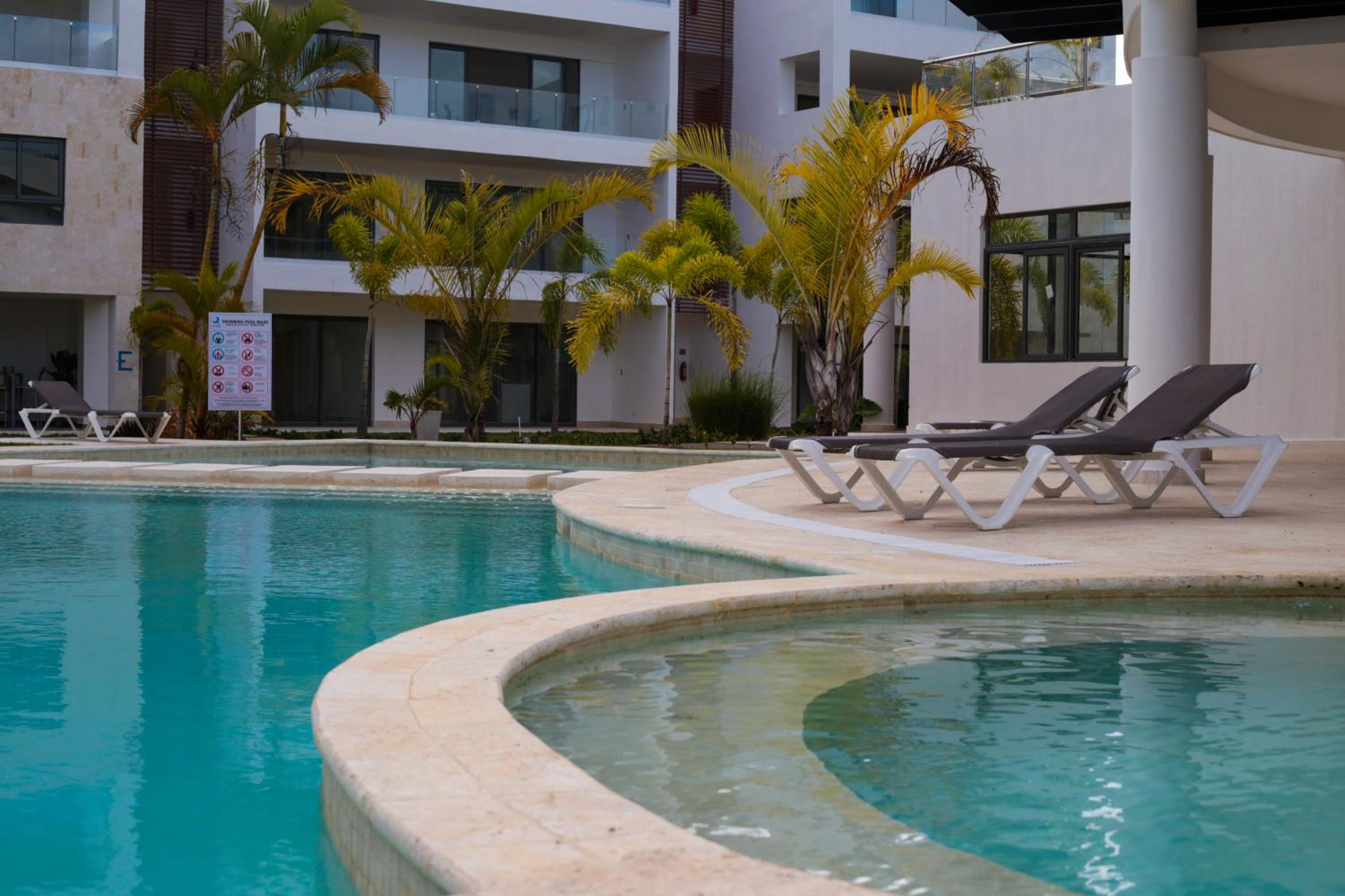 New Beachfront Penthouse Punta Popy